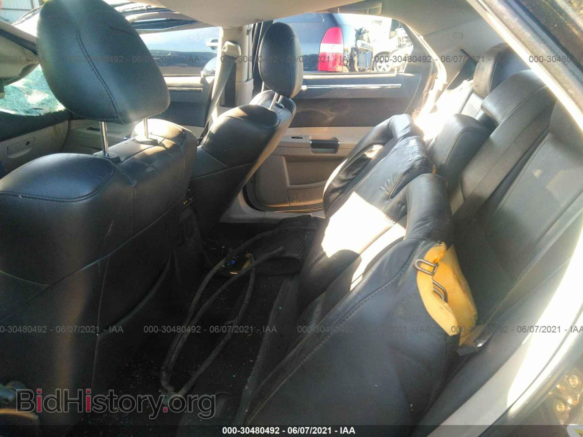 2006 CHRYSLER 300 - VIN: 2C3LA73W66H339065 - Фото 8
