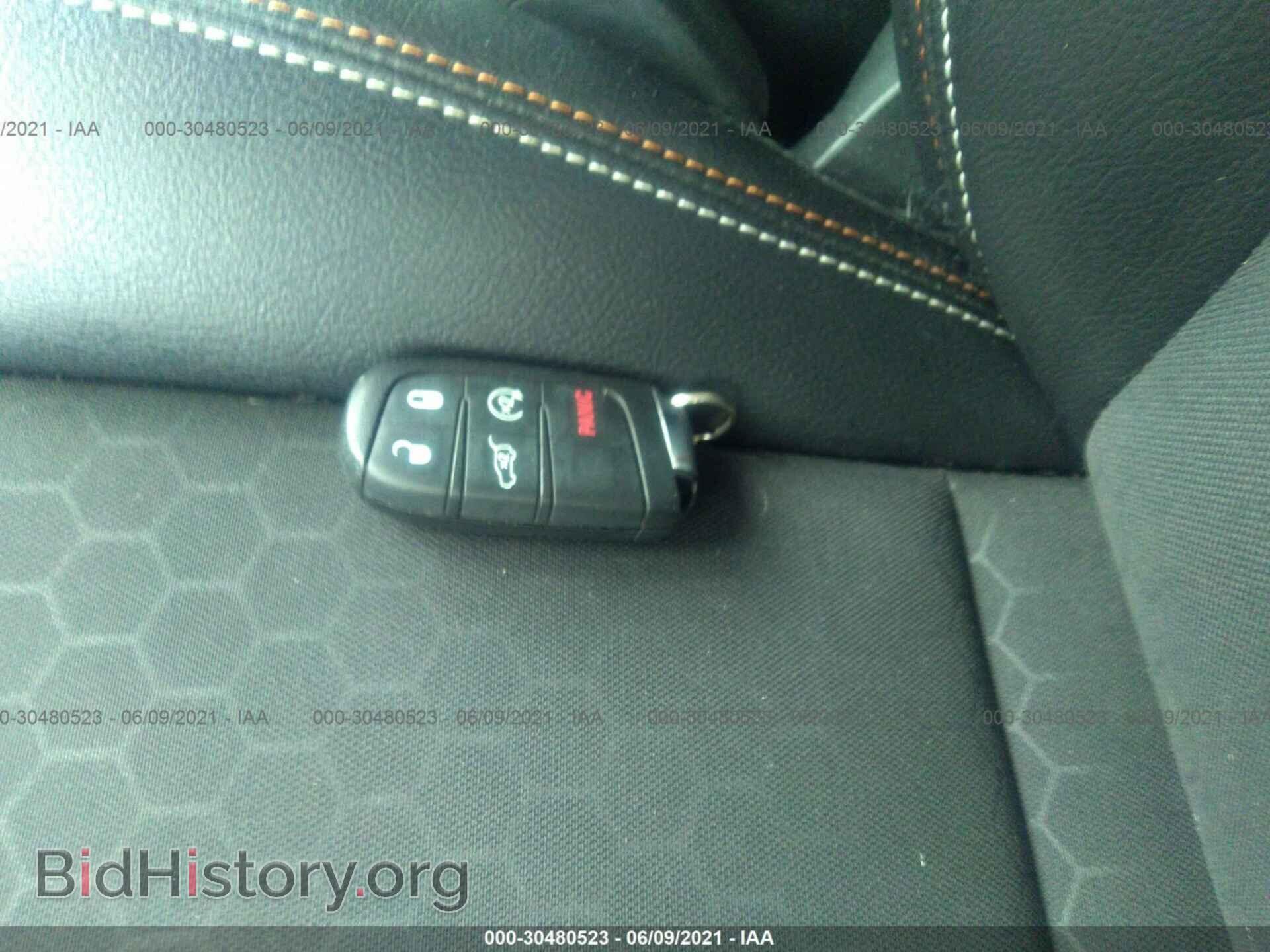 2017 JEEP COMPASS - VIN: 3C4NJDBB8HT628394 - Photo 11