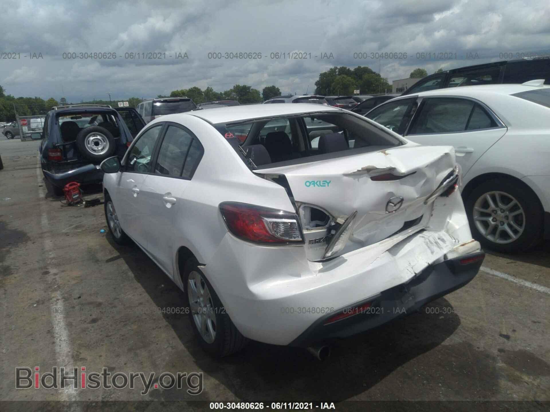 2011 MAZDA MAZDA3 - VIN: JM1BL1VF7B1482014 - Фото 3