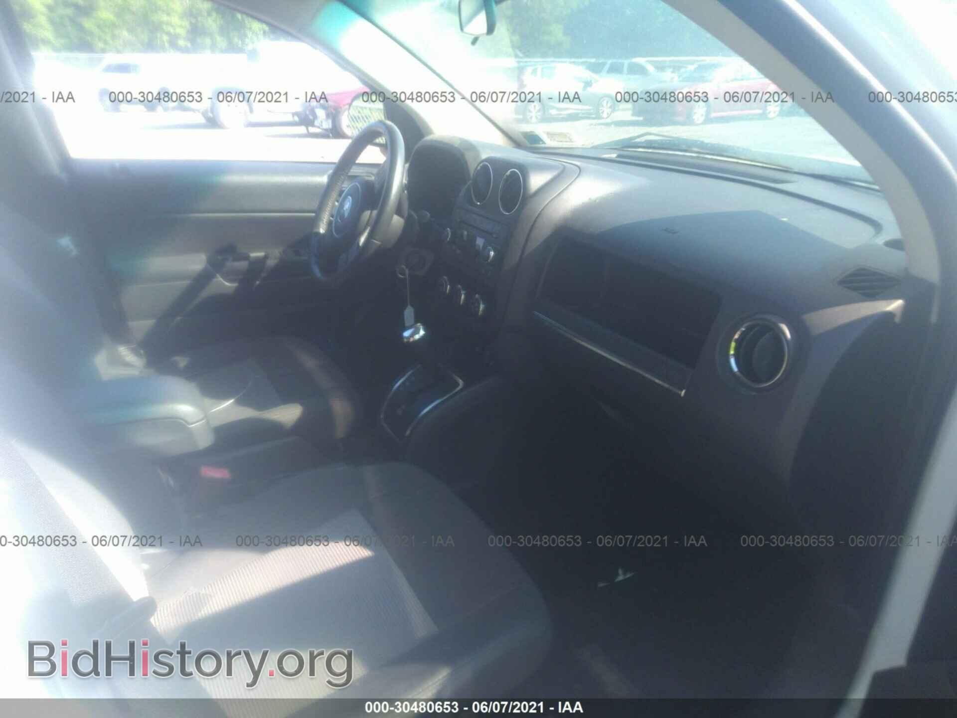 2011 JEEP COMPASS - VIN: 1J4NF1FB0BD244577 - Фото 5