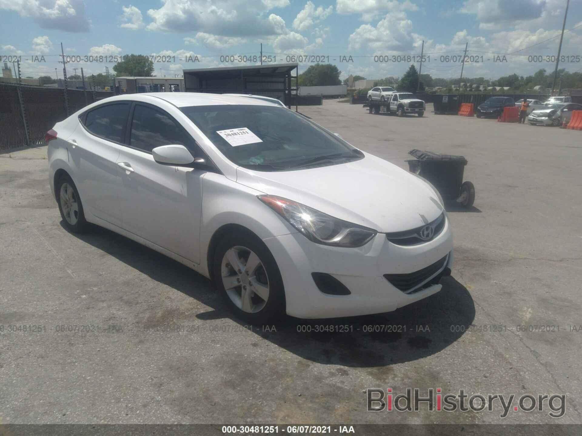 Photo 5NPDH4AE8DH256276 - HYUNDAI ELANTRA 2013