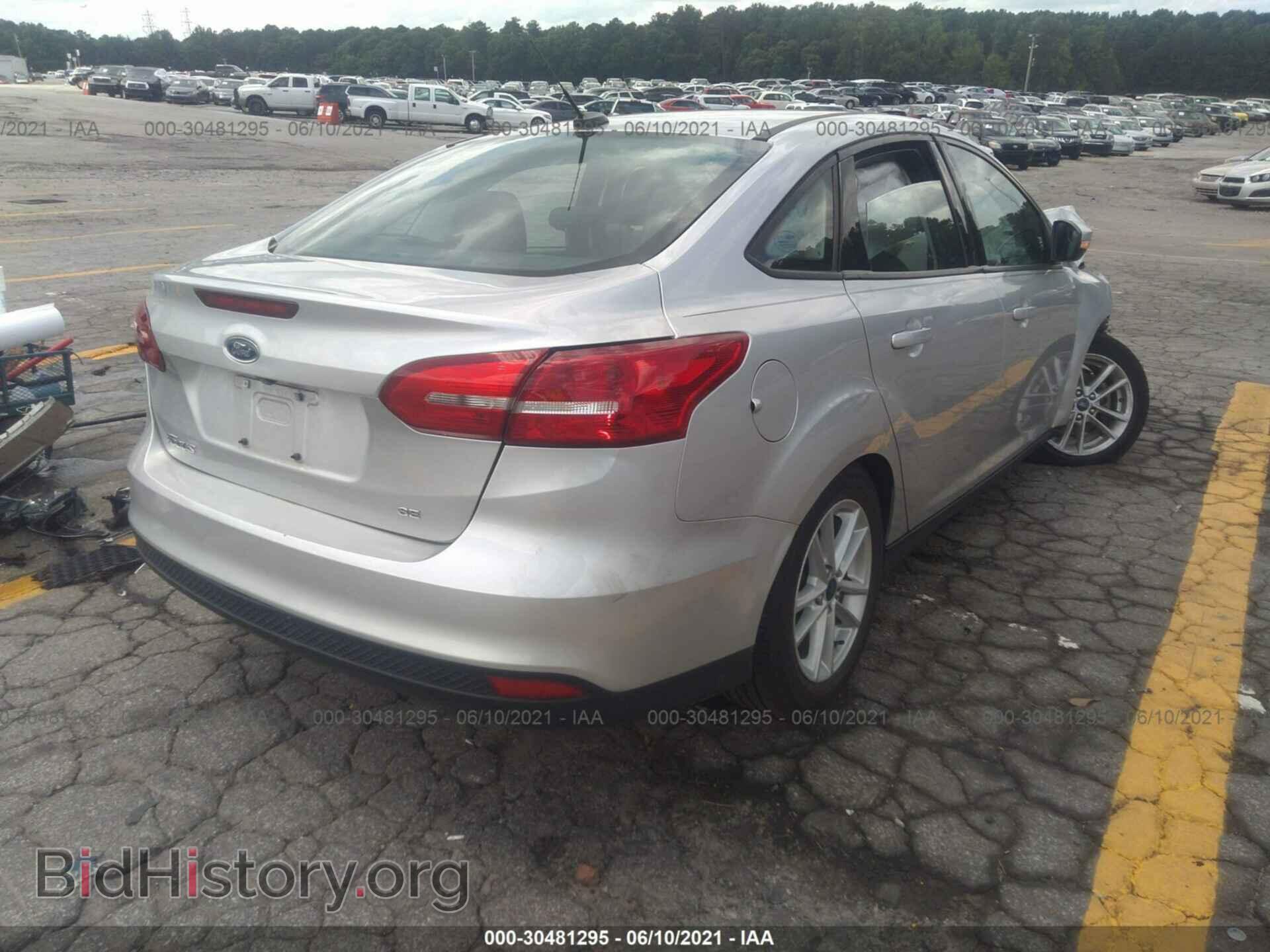 2017 FORD FOCUS - VIN: 1FADP3F2XHL201542 - Фото 4