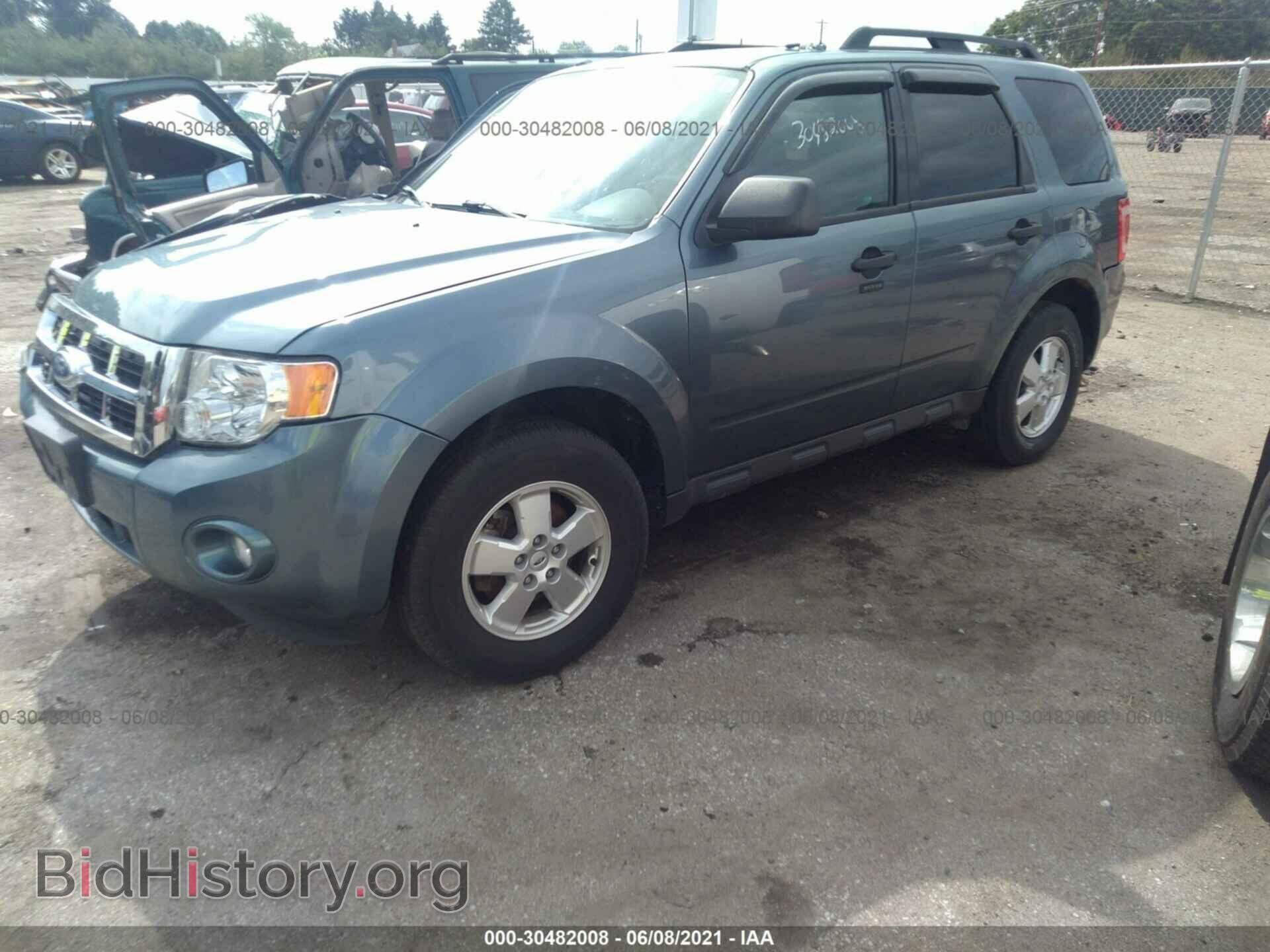 2011 FORD ESCAPE - VIN: 1FMCU9D79BKC65239 - Фото 2
