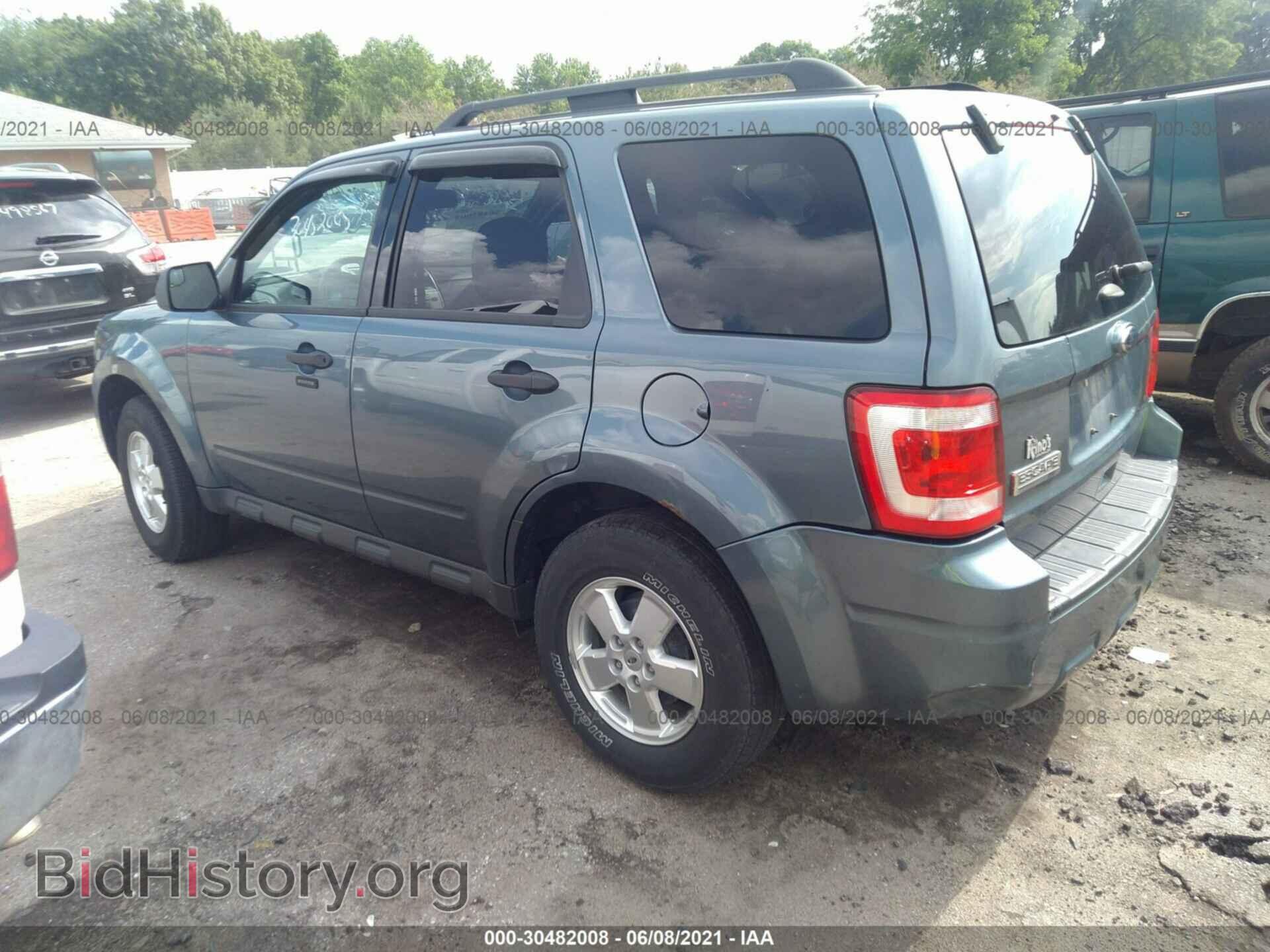 2011 FORD ESCAPE - VIN: 1FMCU9D79BKC65239 - Фото 3