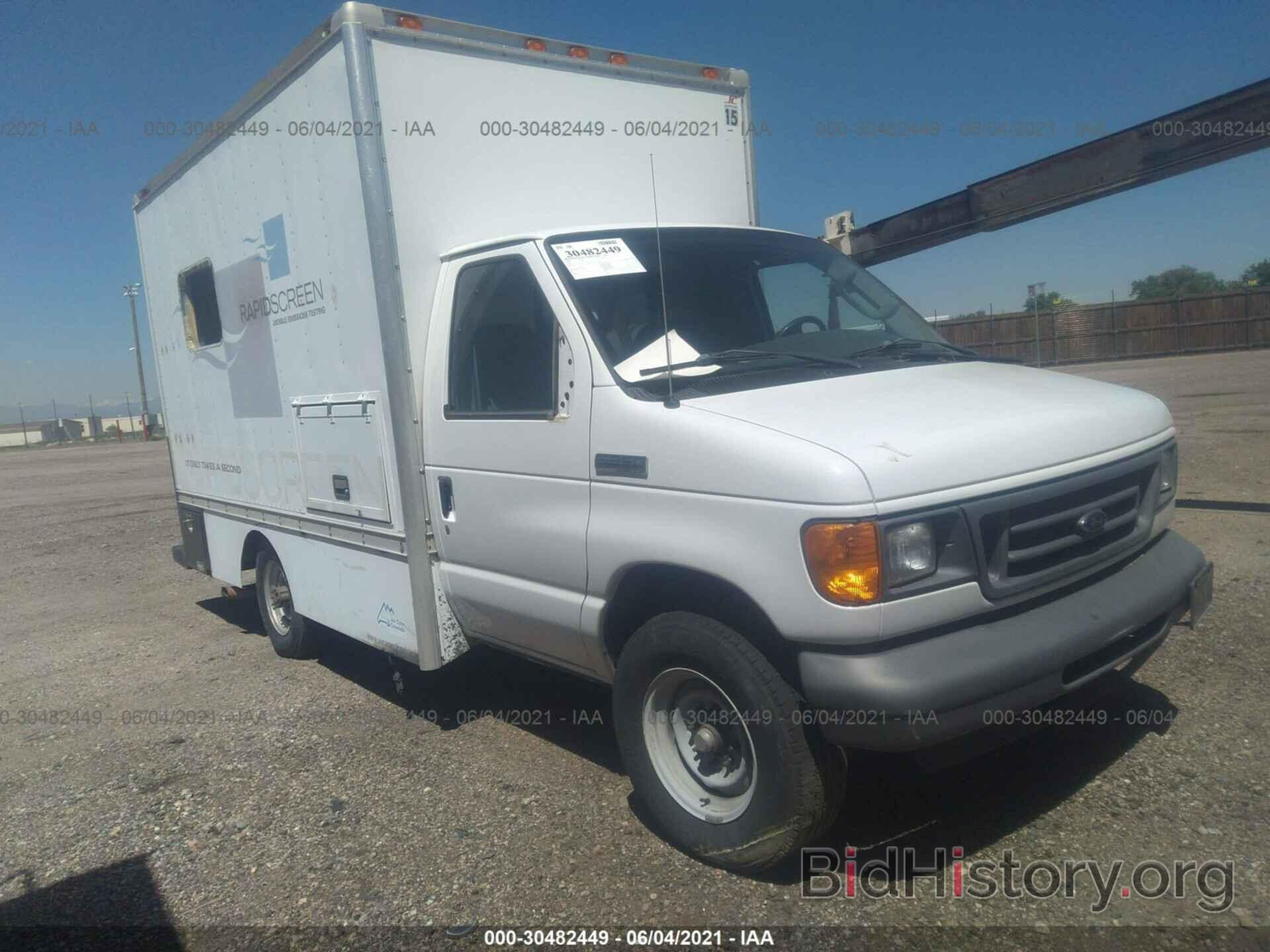 Photo 1FDSE35L86DB33665 - FORD ECONOLINE COMMERCIAL 2006