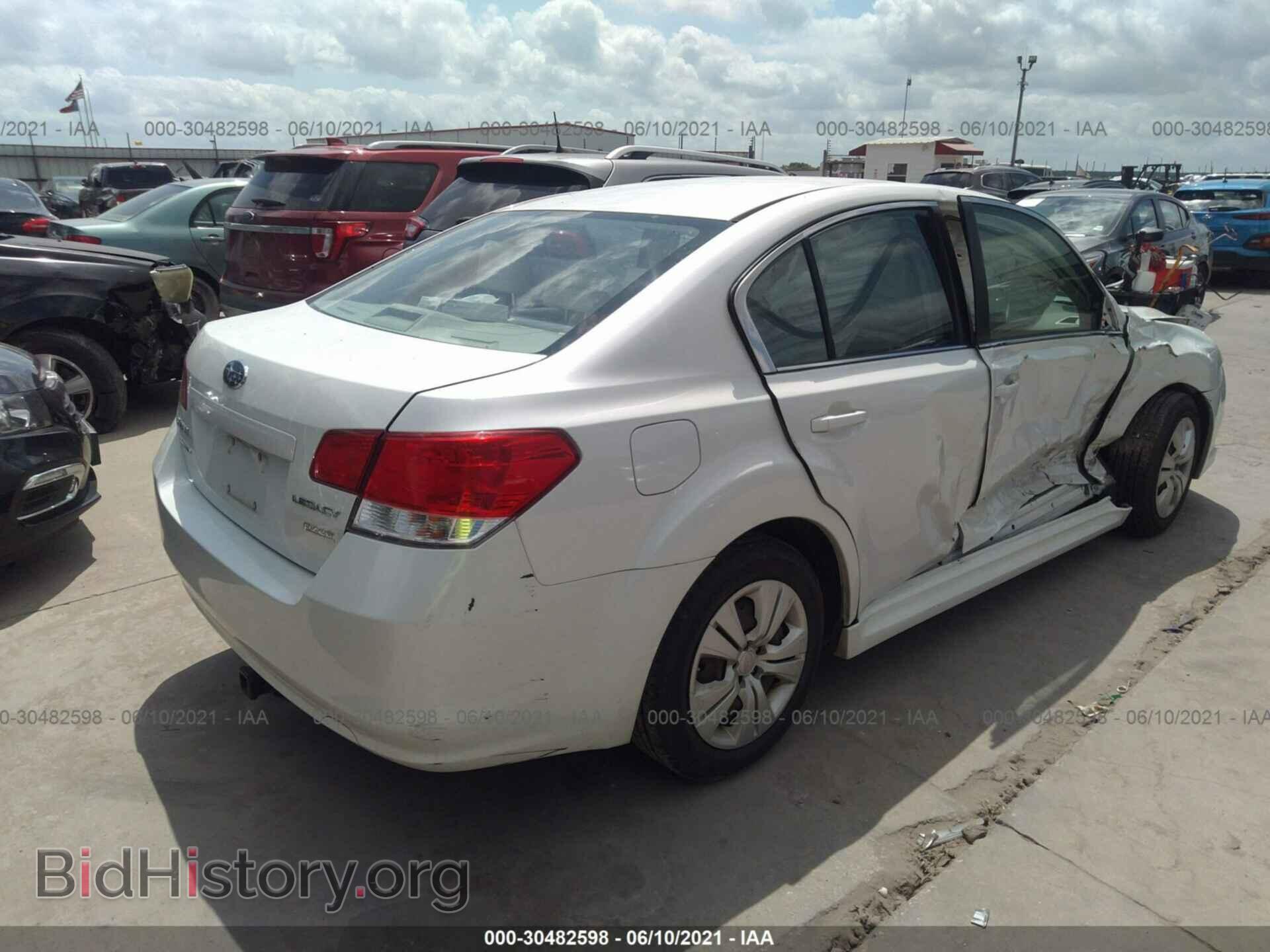 2011 SUBARU LEGACY - VIN: 4S3BMBA64B3242013 - Фото 4