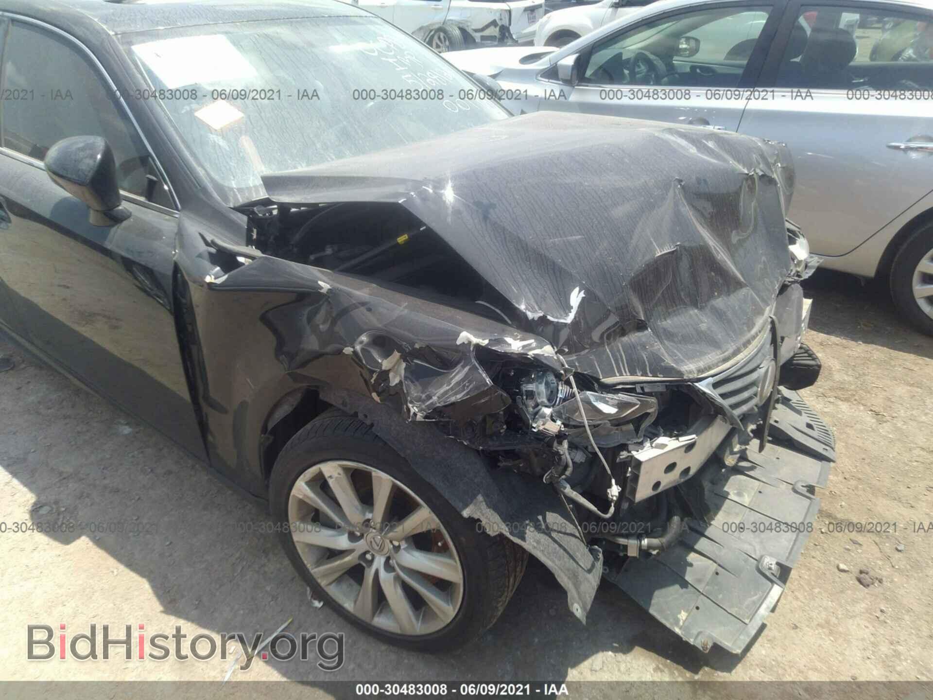 2016 LEXUS IS 200T - VIN: JTHBA1D29G5001781 - Фото 6