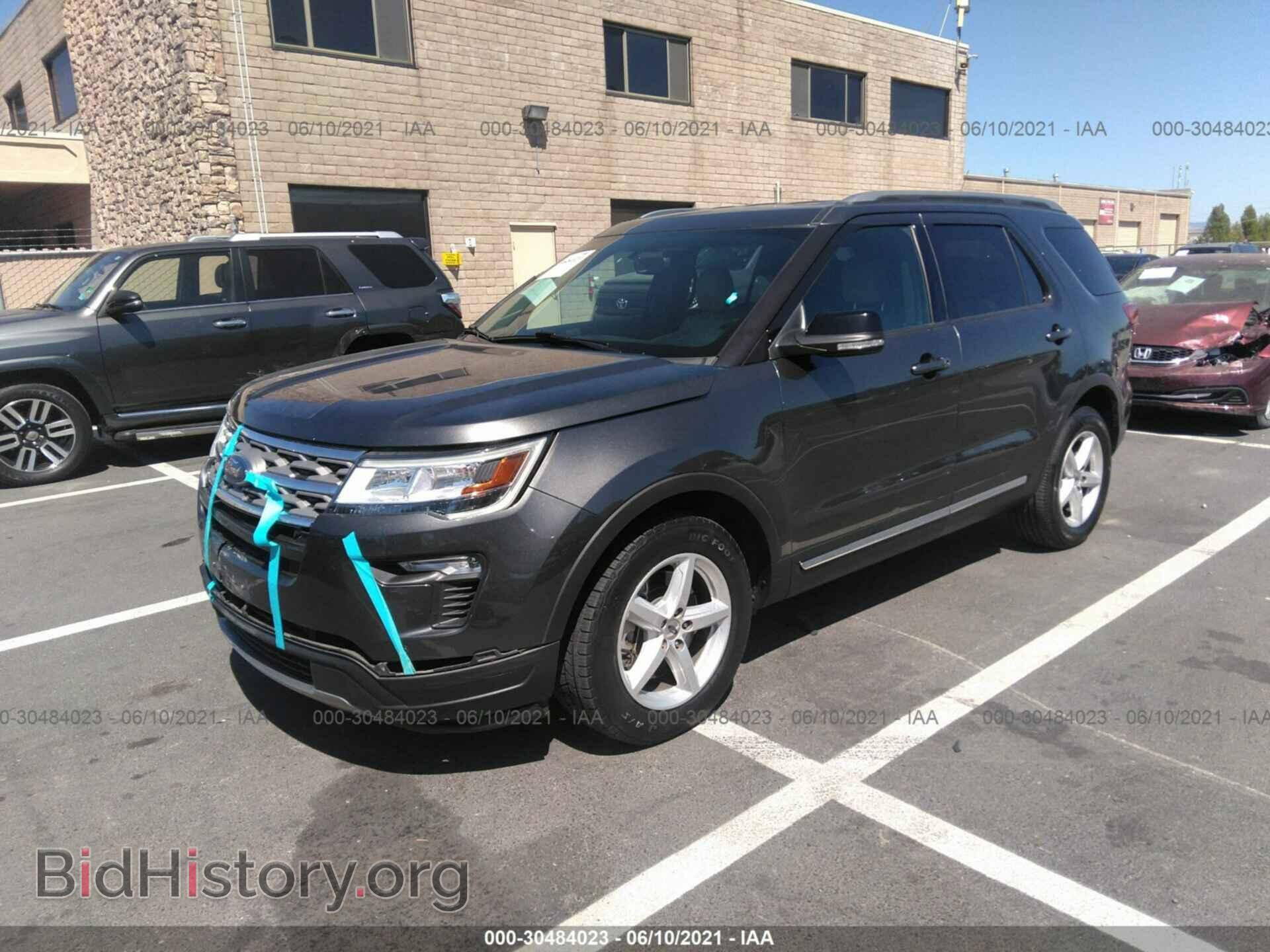 2018 FORD EXPLORER - VIN: 1FM5K7D85JGA90744 - Фото 2
