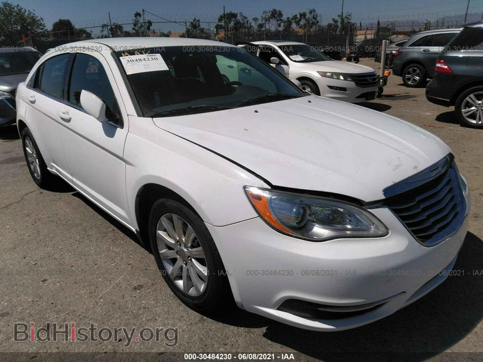 Фотография 1C3CCBBBXDN515356 - CHRYSLER 200 2013
