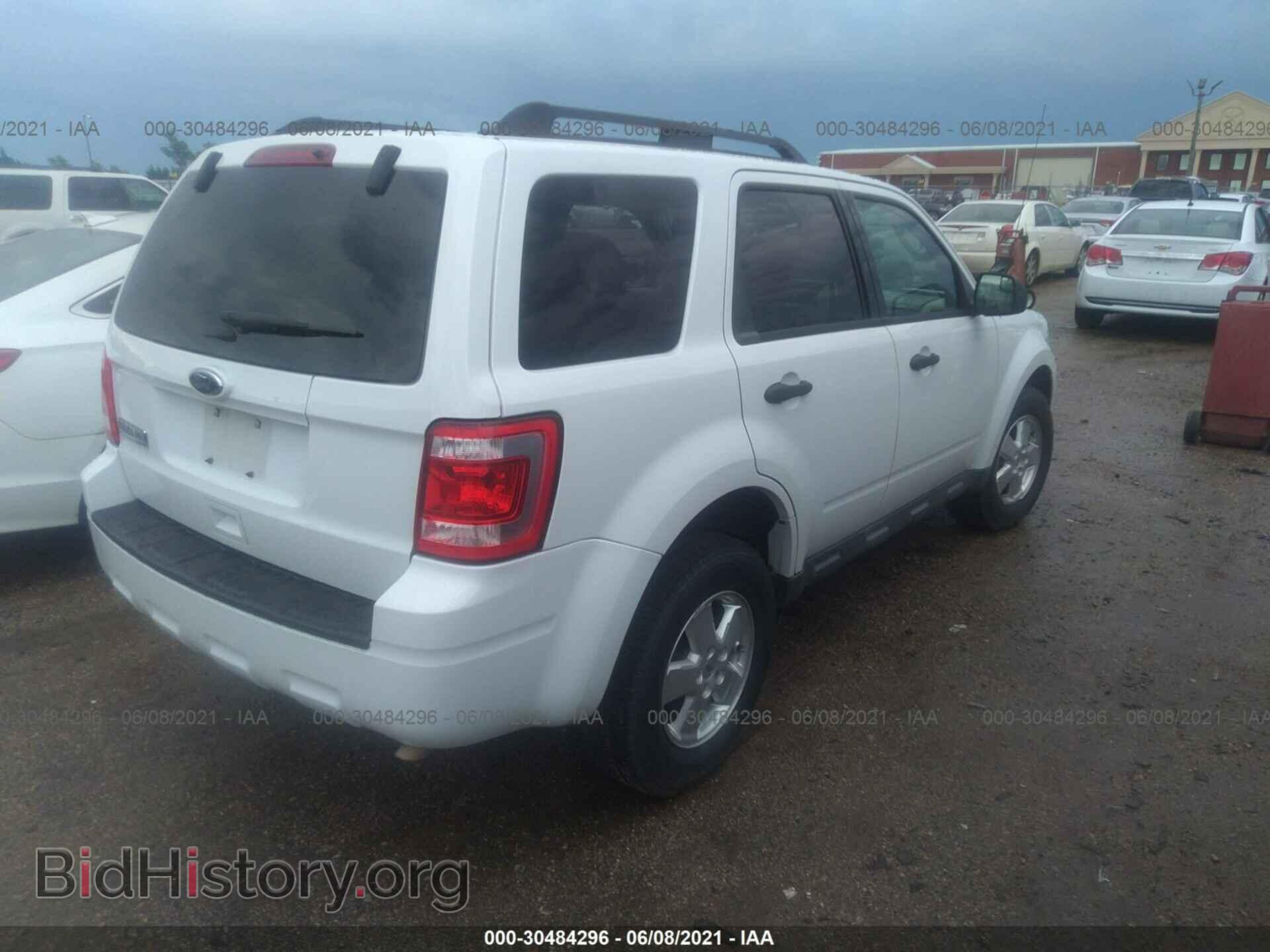 2011 FORD ESCAPE - VIN: 1FMCU9D74BKB98825 - Фото 4