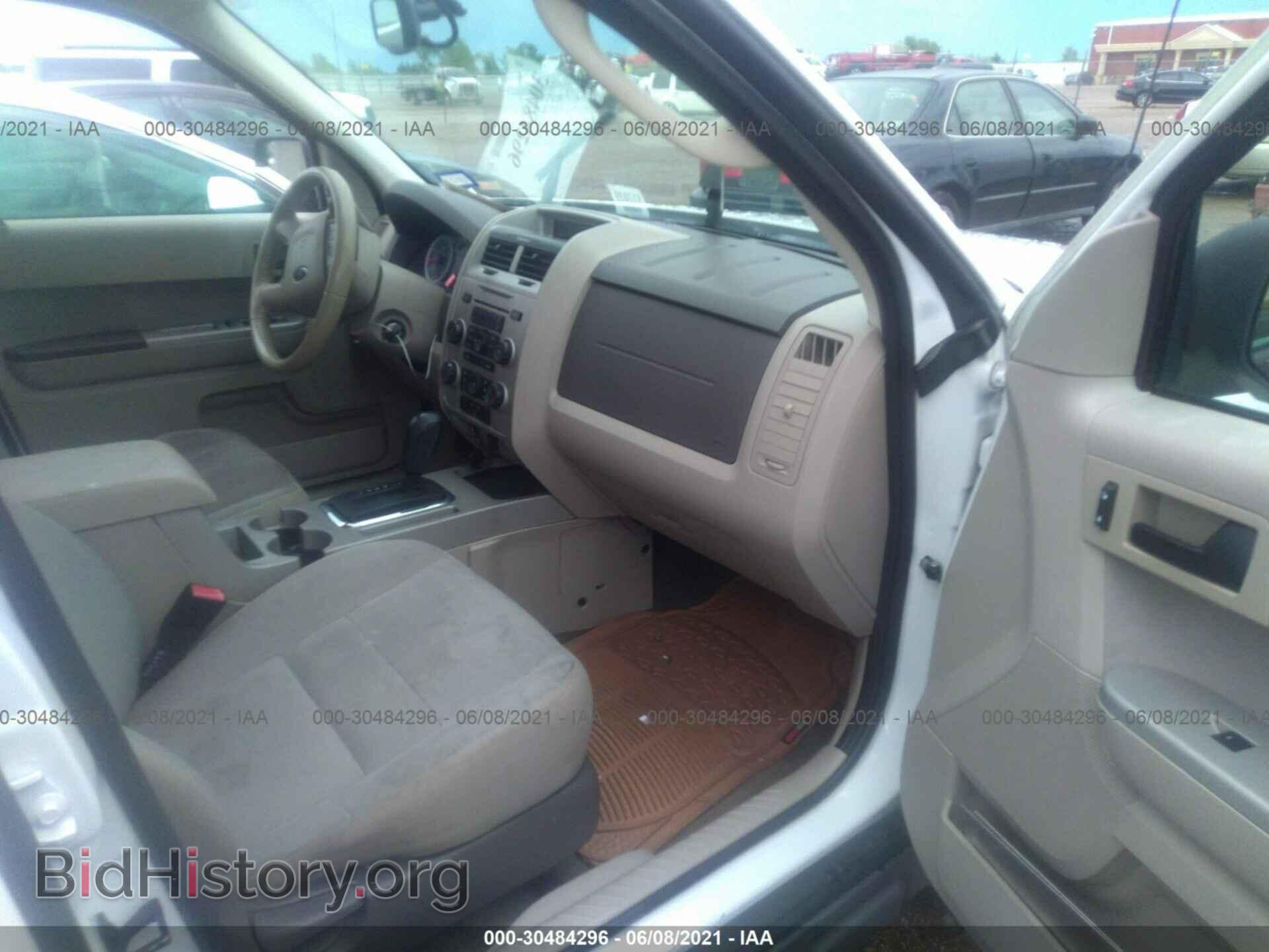 2011 FORD ESCAPE - VIN: 1FMCU9D74BKB98825 - Фото 5