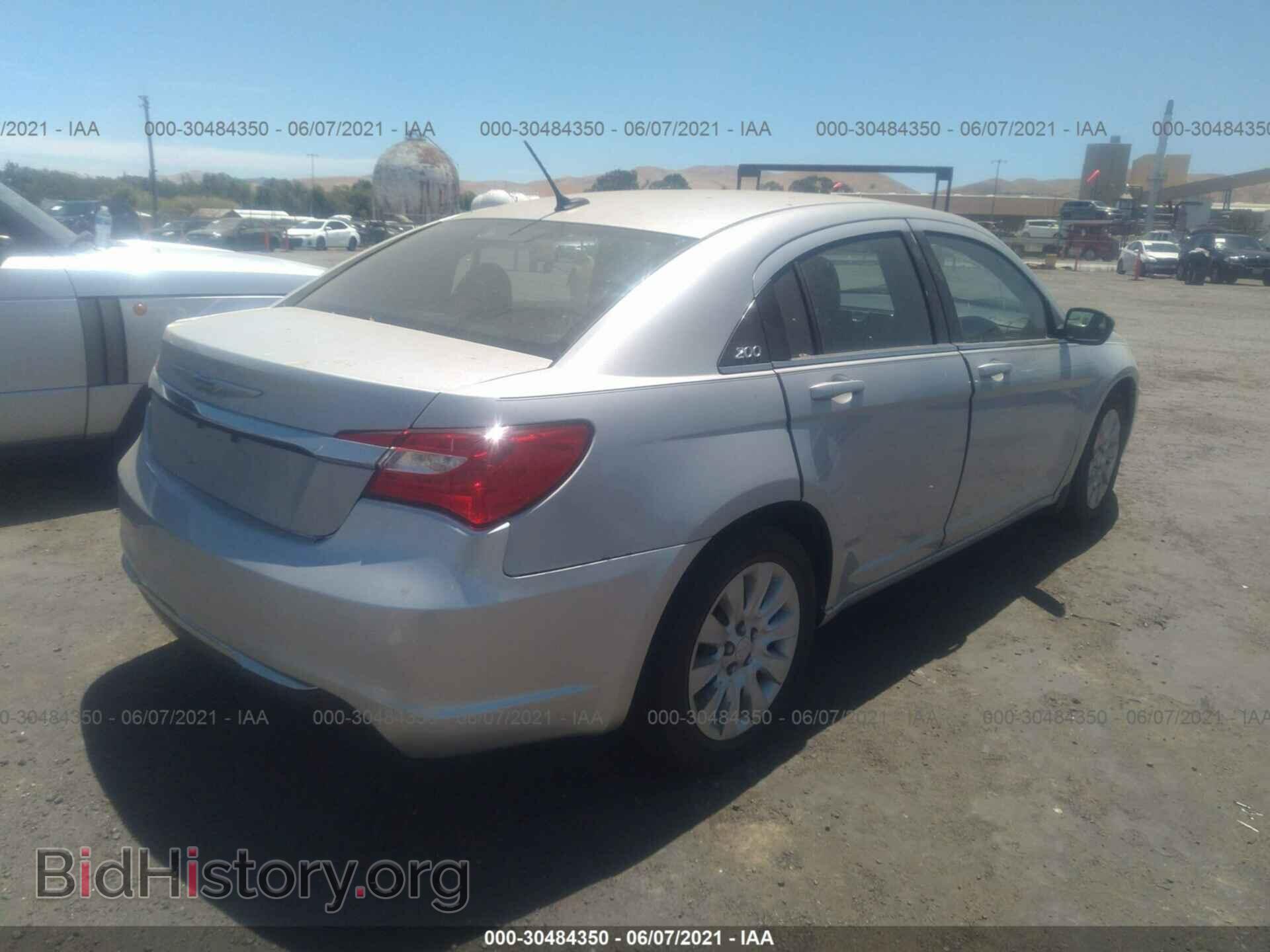 2012 CHRYSLER 200 - VIN: 1C3CCBAB0CN229161 - Фото 4