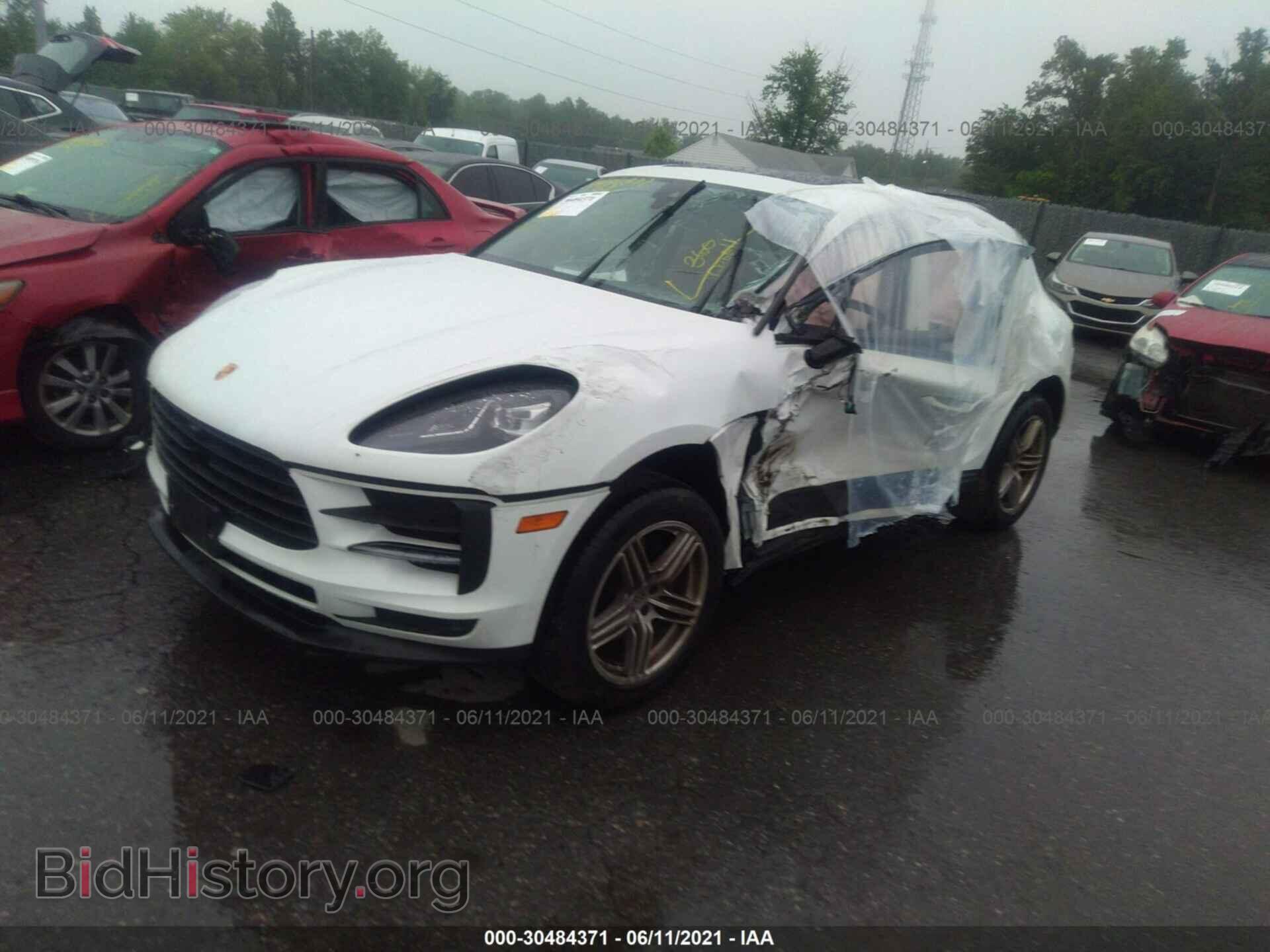 2020 PORSCHE MACAN - VIN: WP1AA2A55LLB01172 - Photo 2