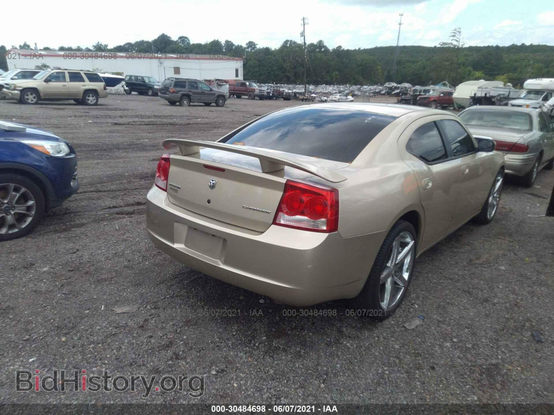 2010 DODGE CHARGER - VIN: 2B3CA4CD3AH206816 - Фото 4