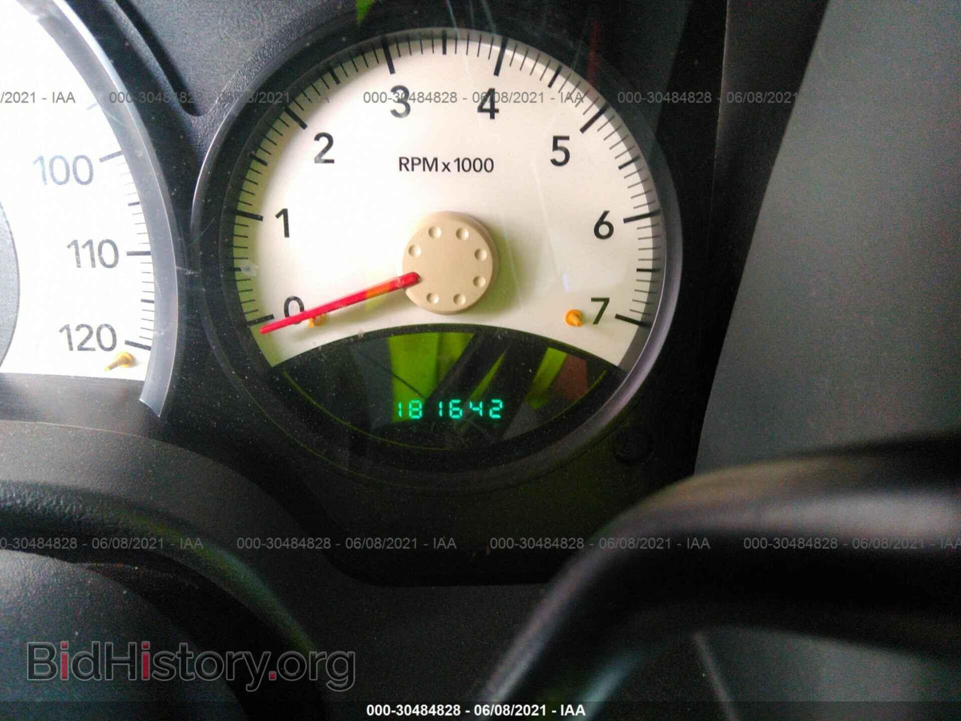 2008 DODGE DURANGO - VIN: 1D8HB38N78F148316 - Фото 7