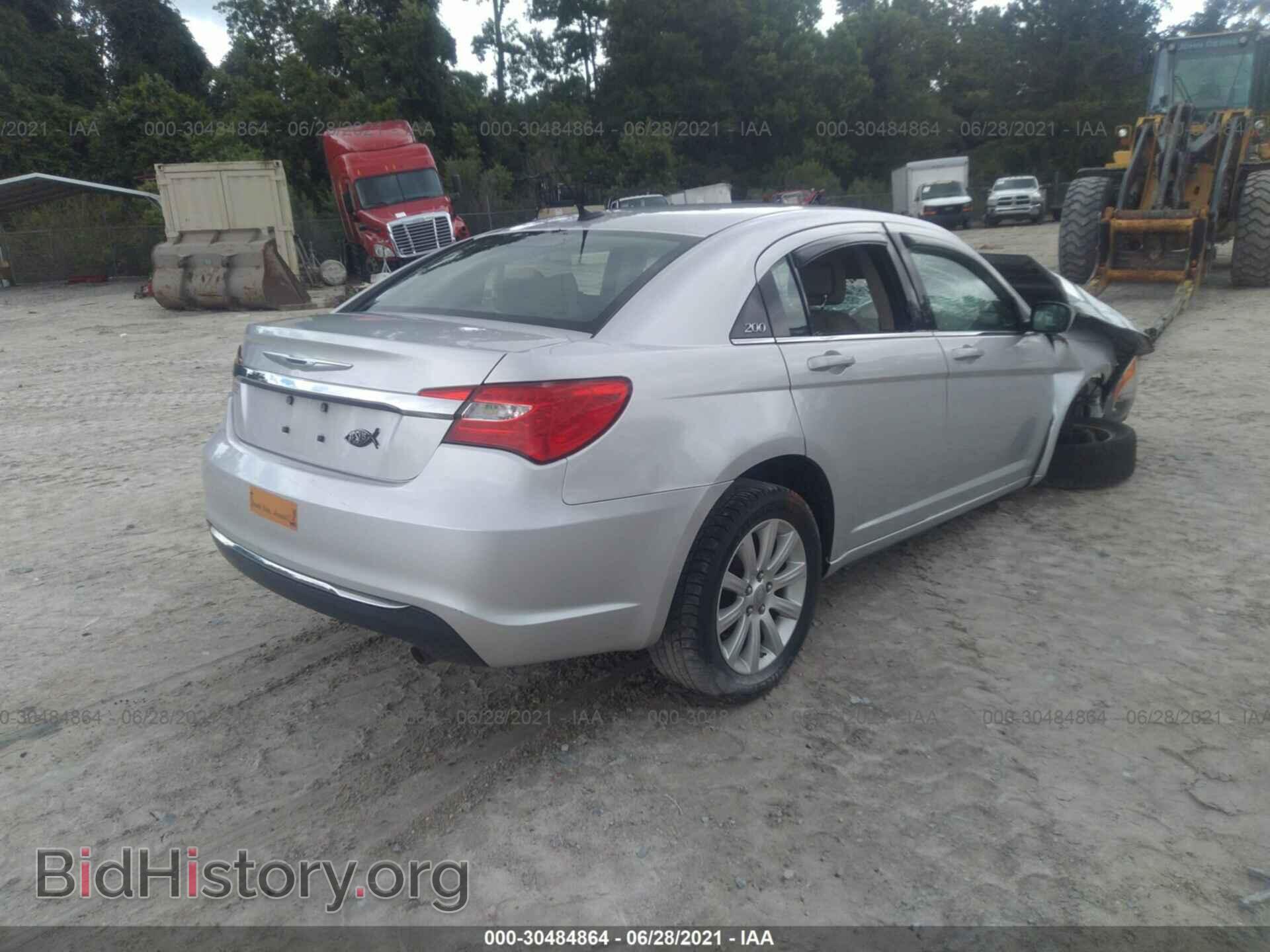 2012 CHRYSLER 200 - VIN: 1C3CCBBB4CN138859 - Фото 4