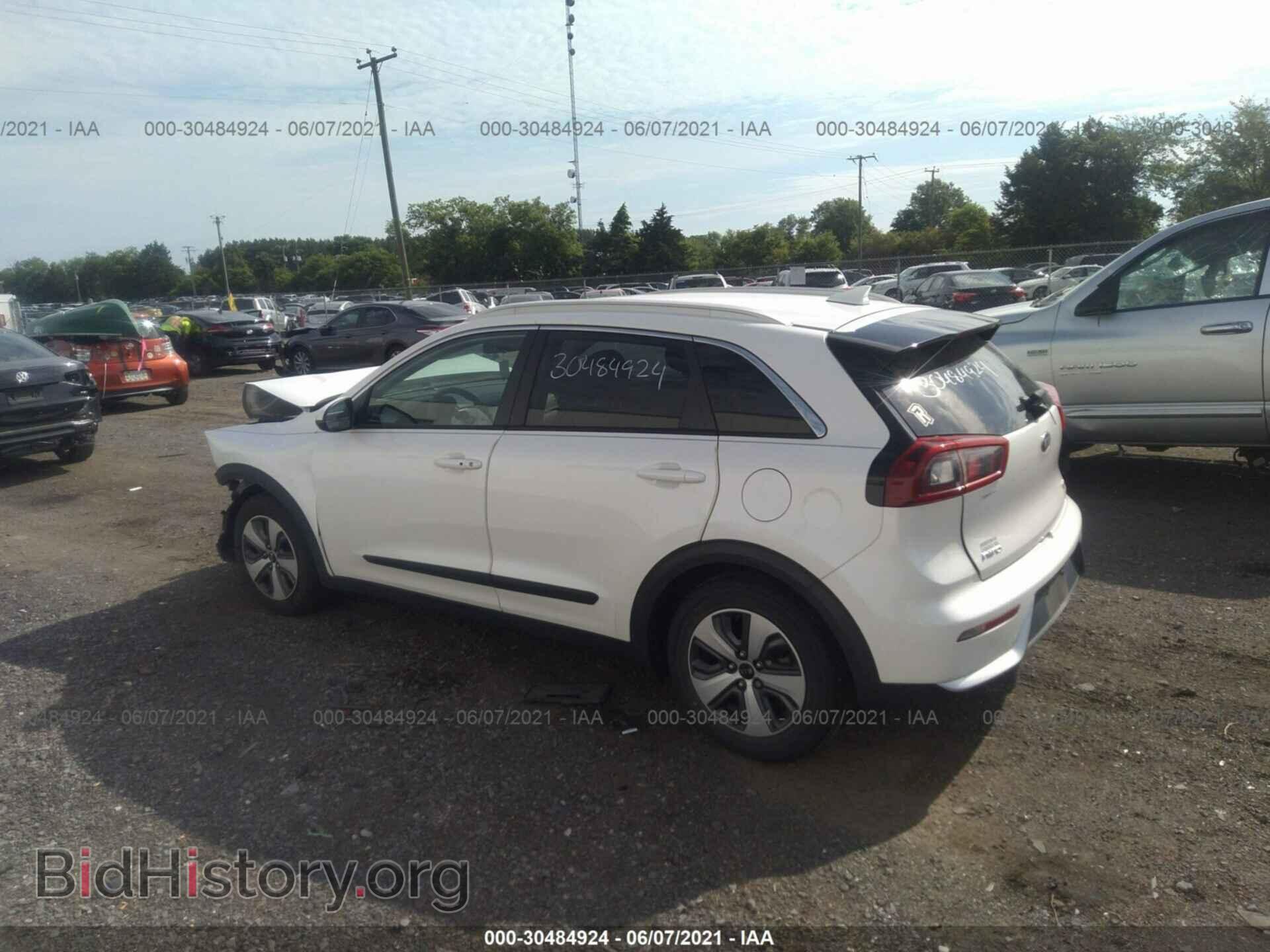 2017 KIA NIRO - VIN: KNDCB3LC2H5095206 - Фото 3