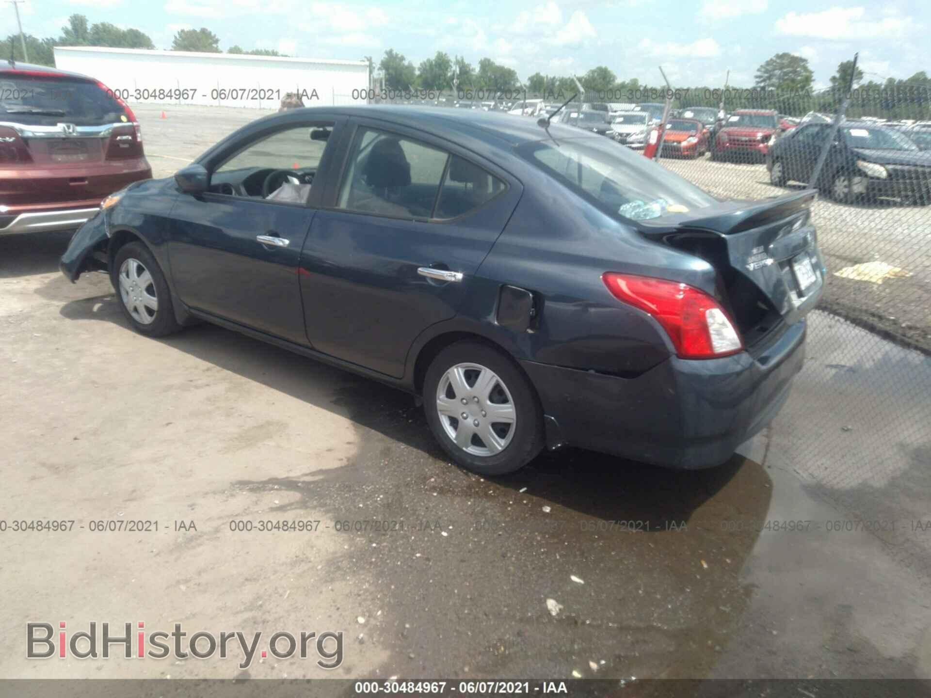 2015 NISSAN VERSA - VIN: 3N1CN7AP4FL813519 - Фото 3