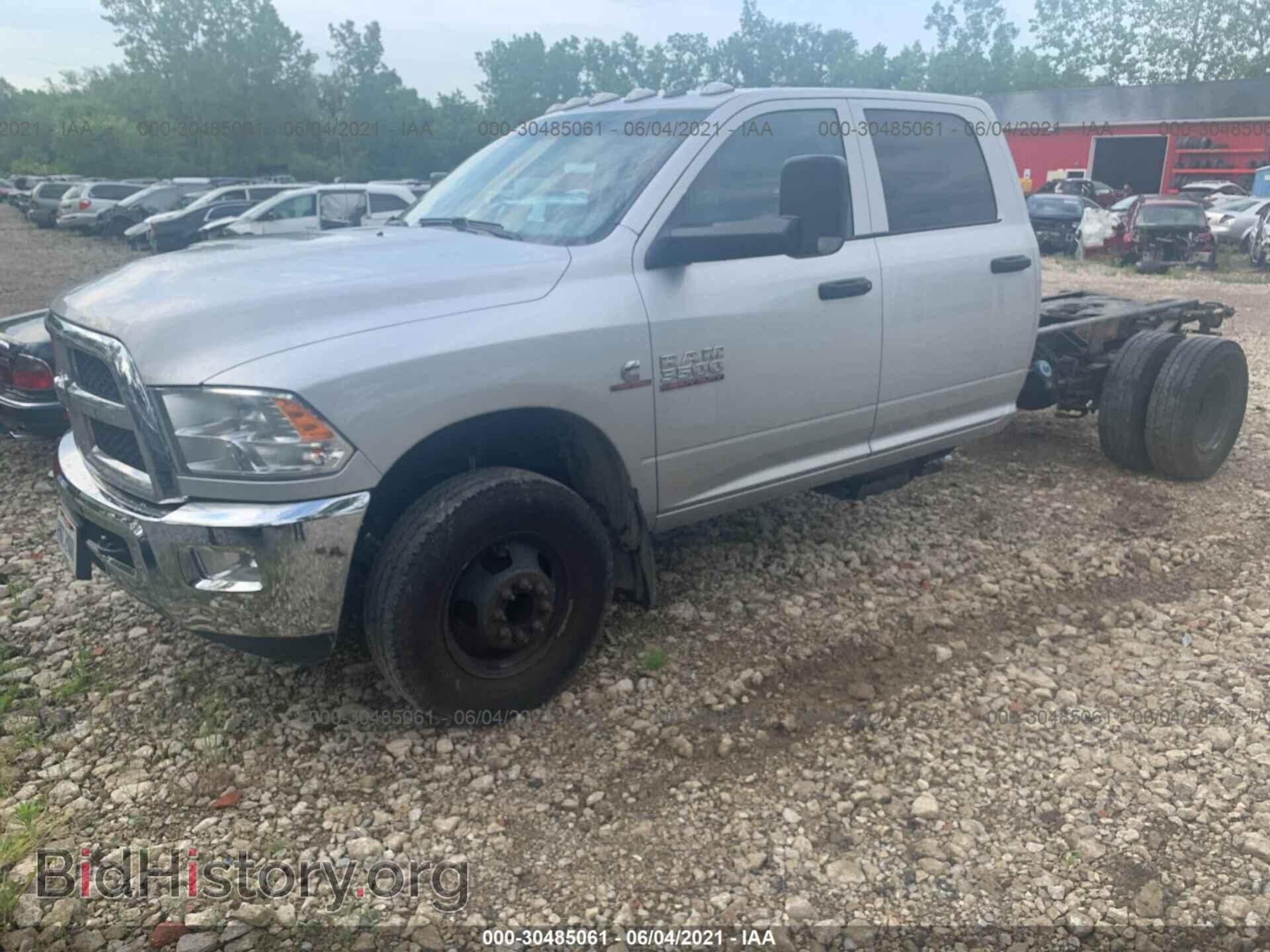 2018 RAM 3500 CHASSIS CAB - VIN: 3C7WRSCL7JG208782 - Фото 2
