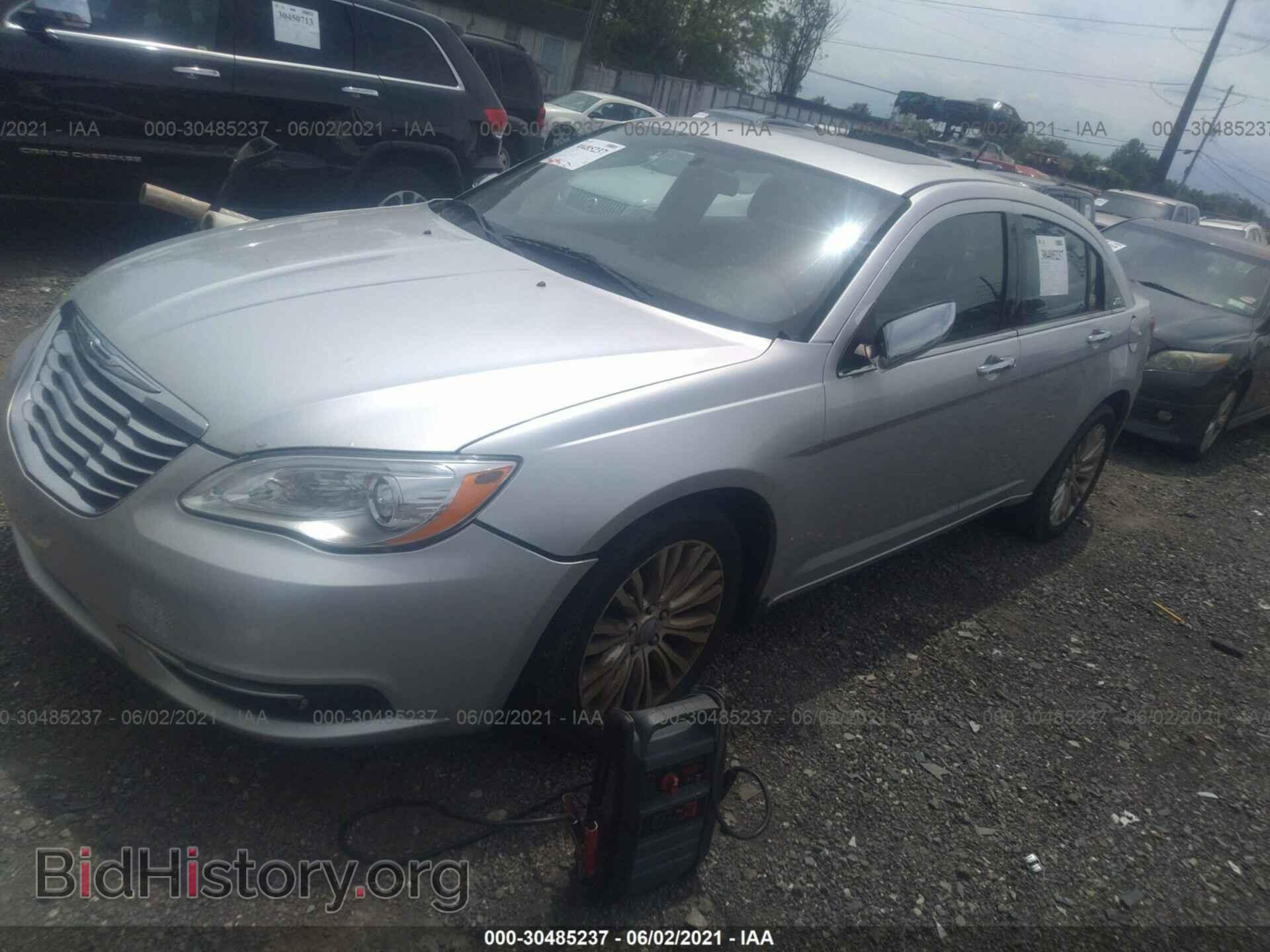 2012 CHRYSLER 200 - VIN: 1C3CCBCB4CN117007 - Фото 2