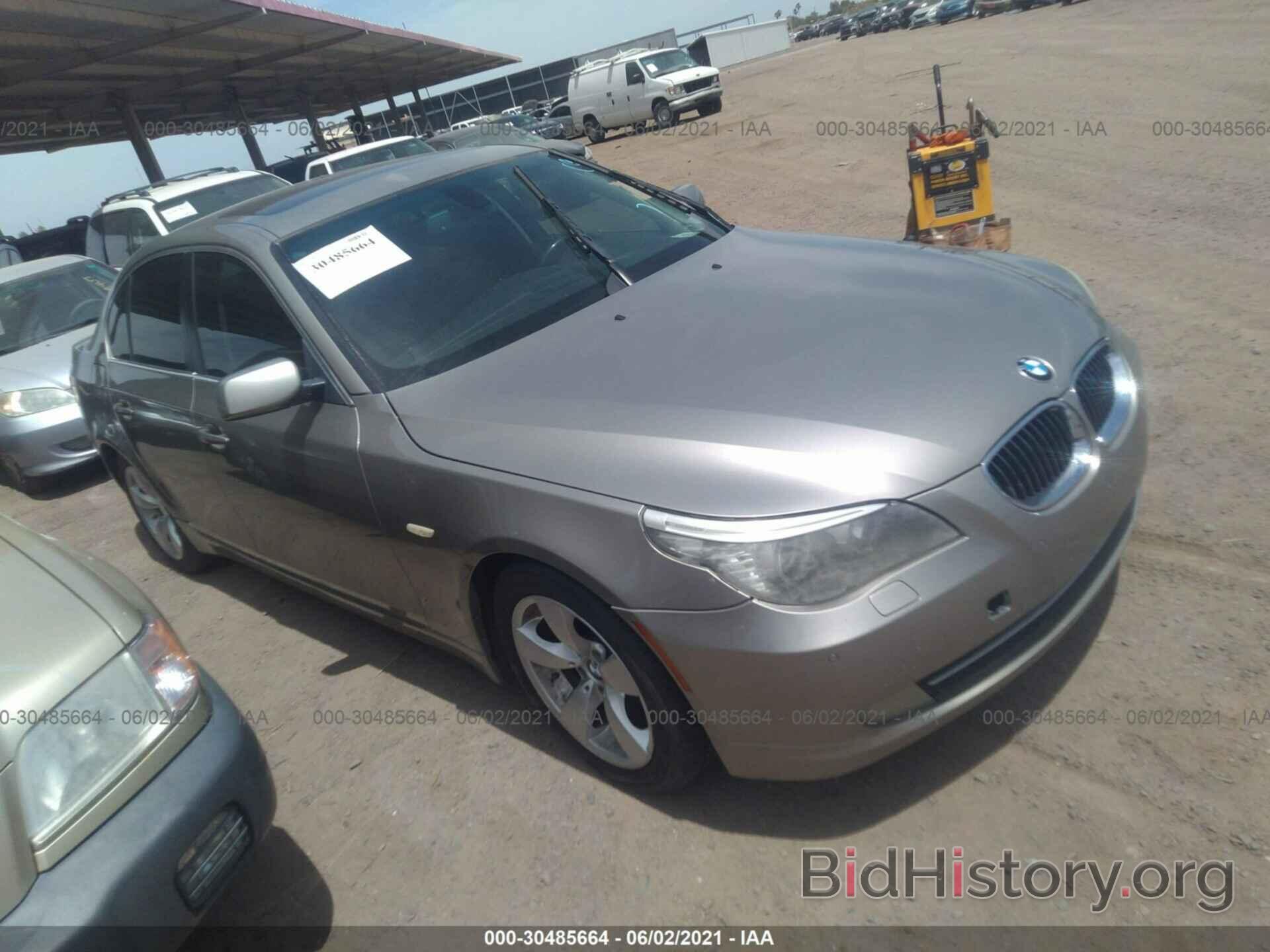 Photo WBANU53538C111096 - BMW 5 SERIES 2008