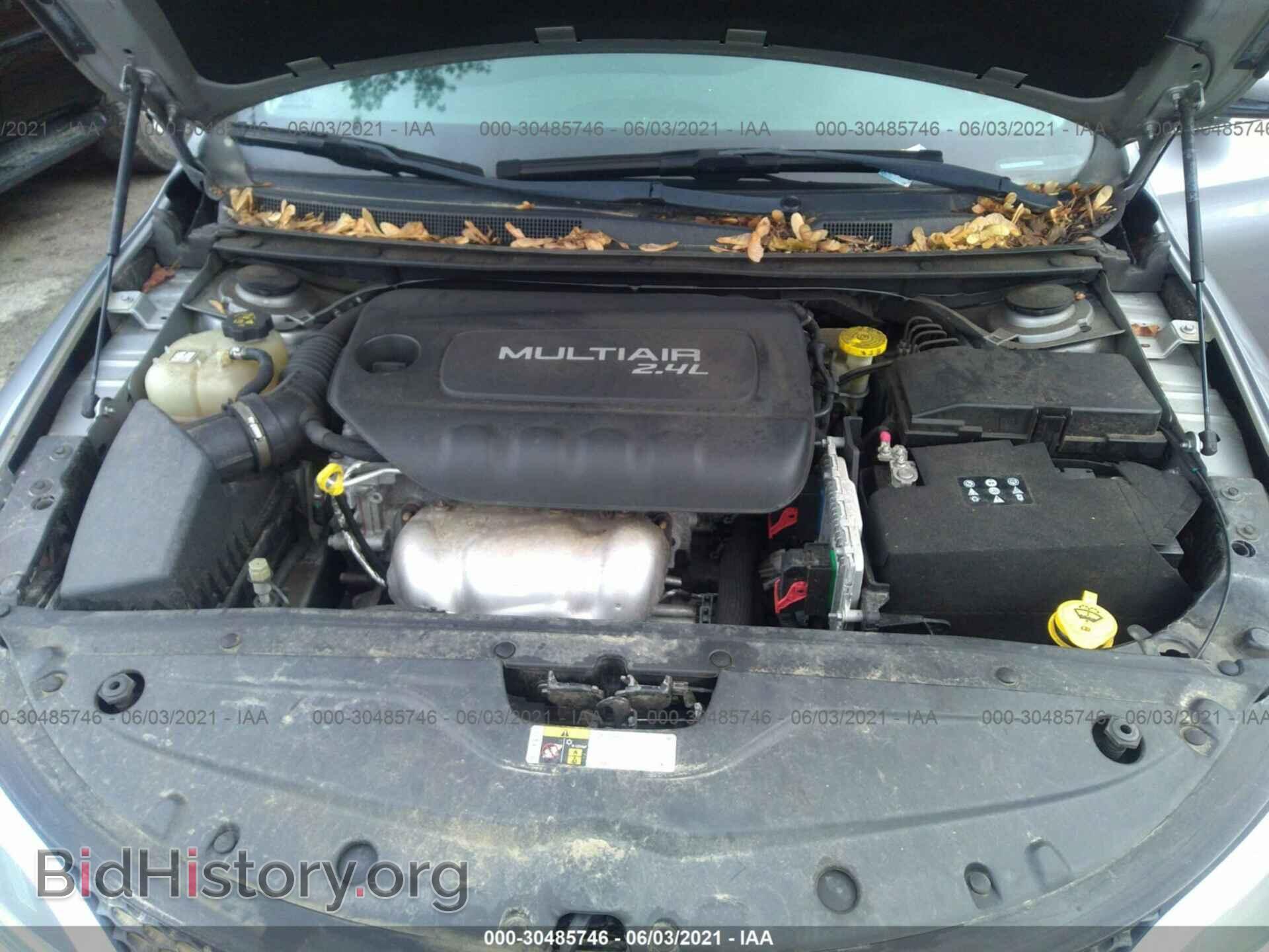 2015 CHRYSLER 200 - VIN: 1C3CCCAB4FN675954 - Фото 10