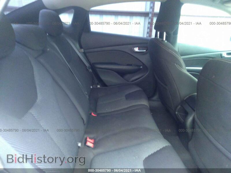 2015 Dodge DART (VIN 1C3CDFBB5FD251217) — photo 8 of 11