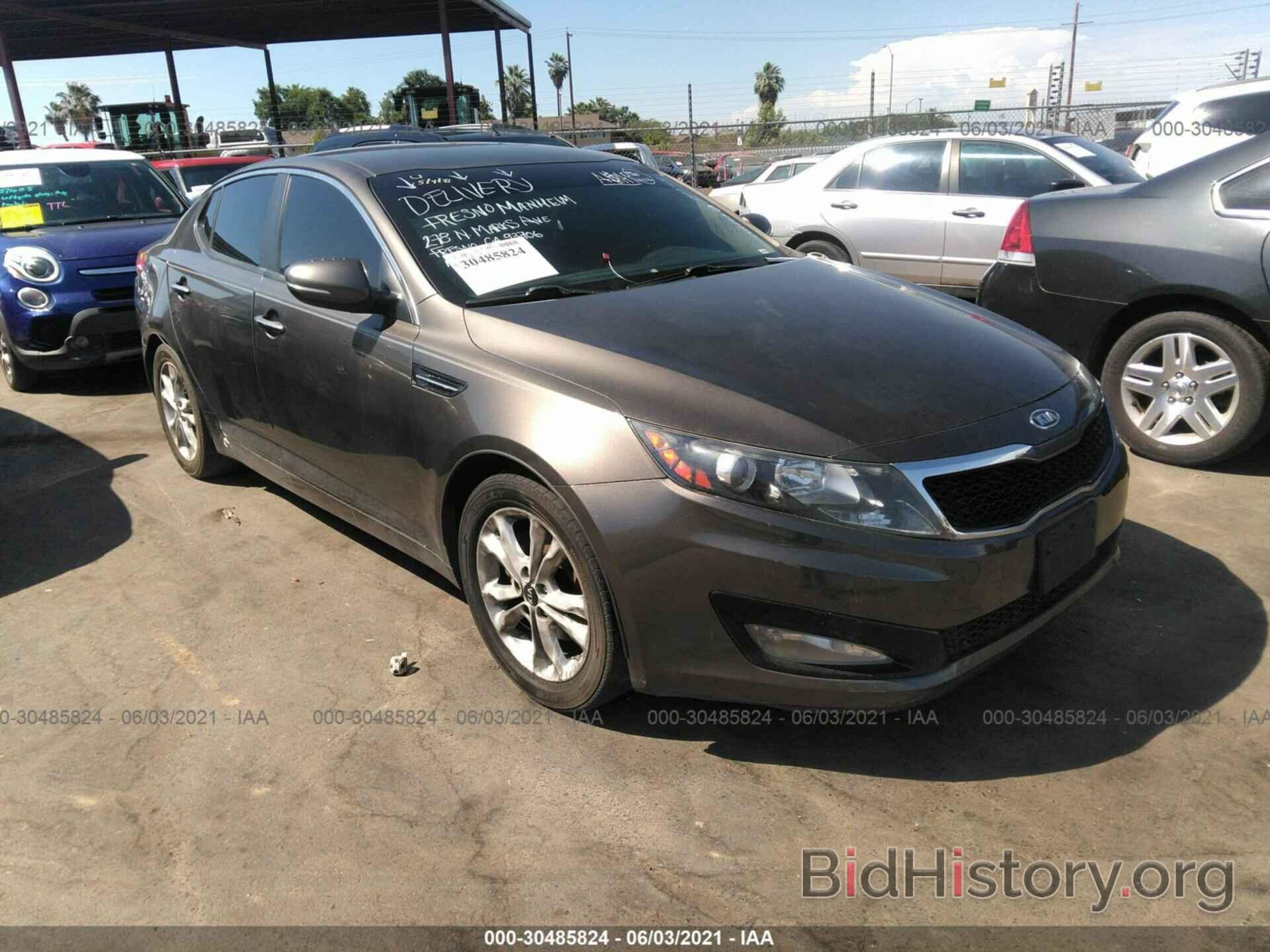 Photo KNAGN4A70B5070619 - KIA OPTIMA 2011