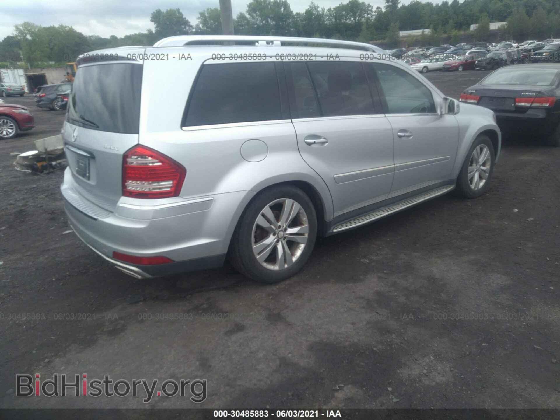 2011 MERCEDES-BENZ GL-CLASS - VIN: 4JGBF7BEXBA644901 - Фото 4