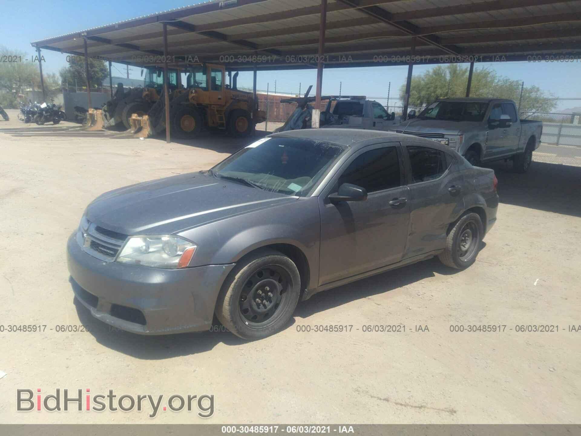 2011 DODGE AVENGER - VIN: 1B3BD4FB0BN606175 - Фото 2