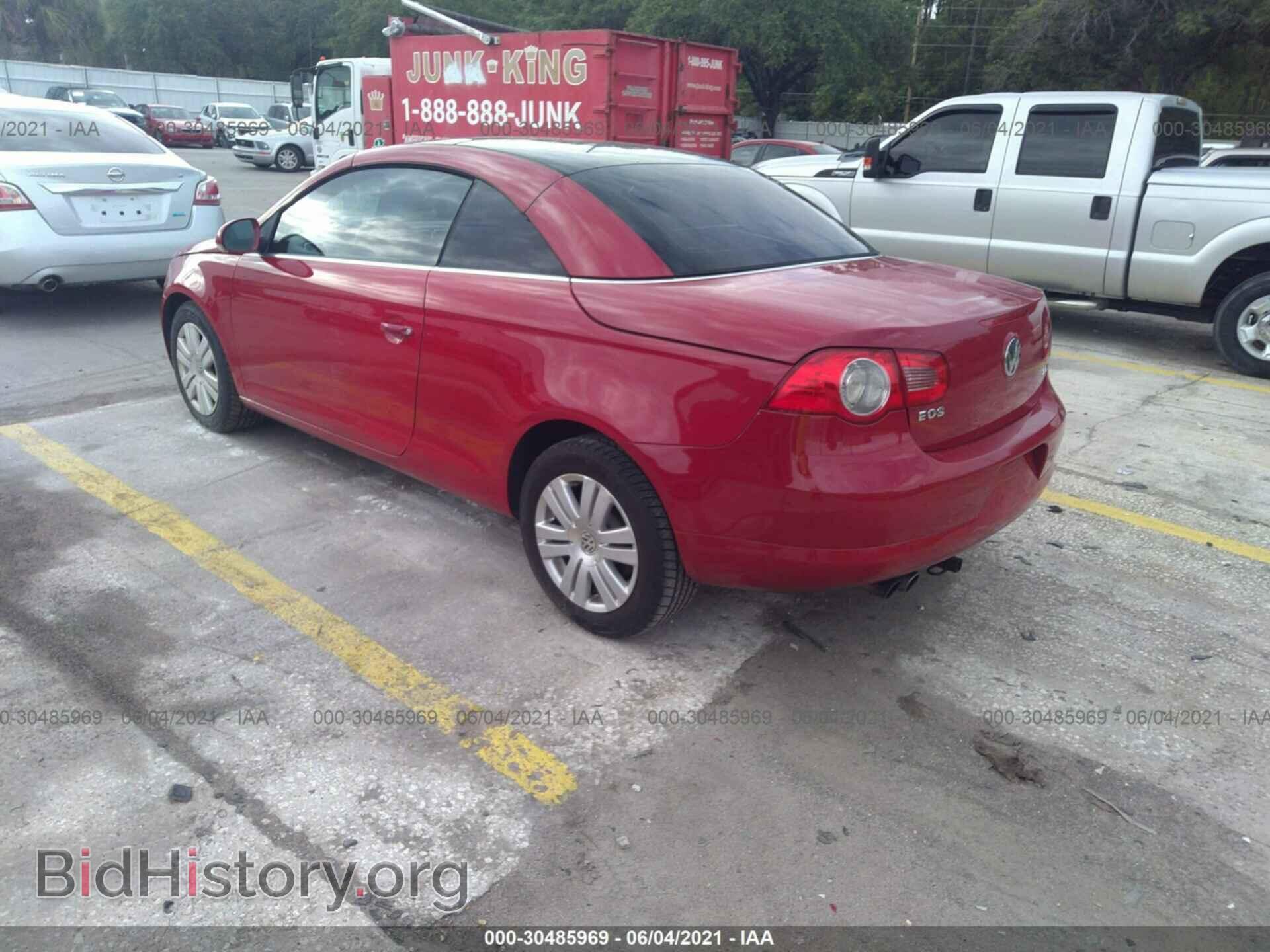 2007 VOLKSWAGEN EOS - VIN: WVWBA71F97V036557 - Фото 3