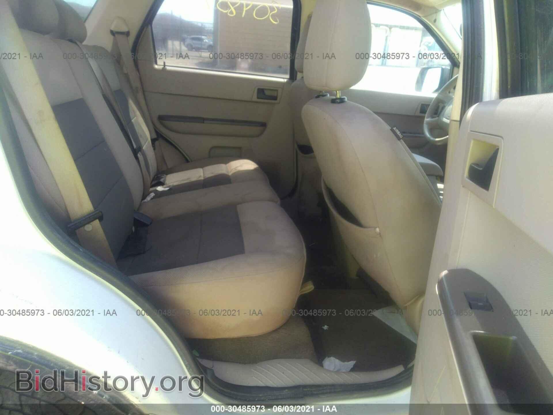 2008 FORD ESCAPE - VIN: 1FMCU93128KA79211 - Фото 8