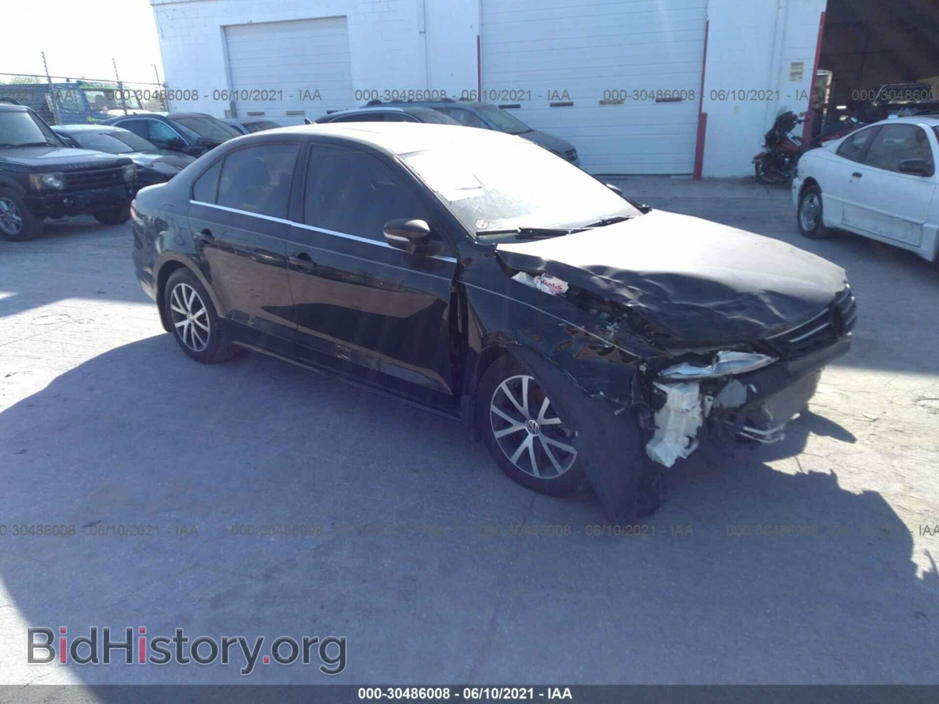 Фотография 3VWDB7AJ4HM235809 - VOLKSWAGEN JETTA 2017