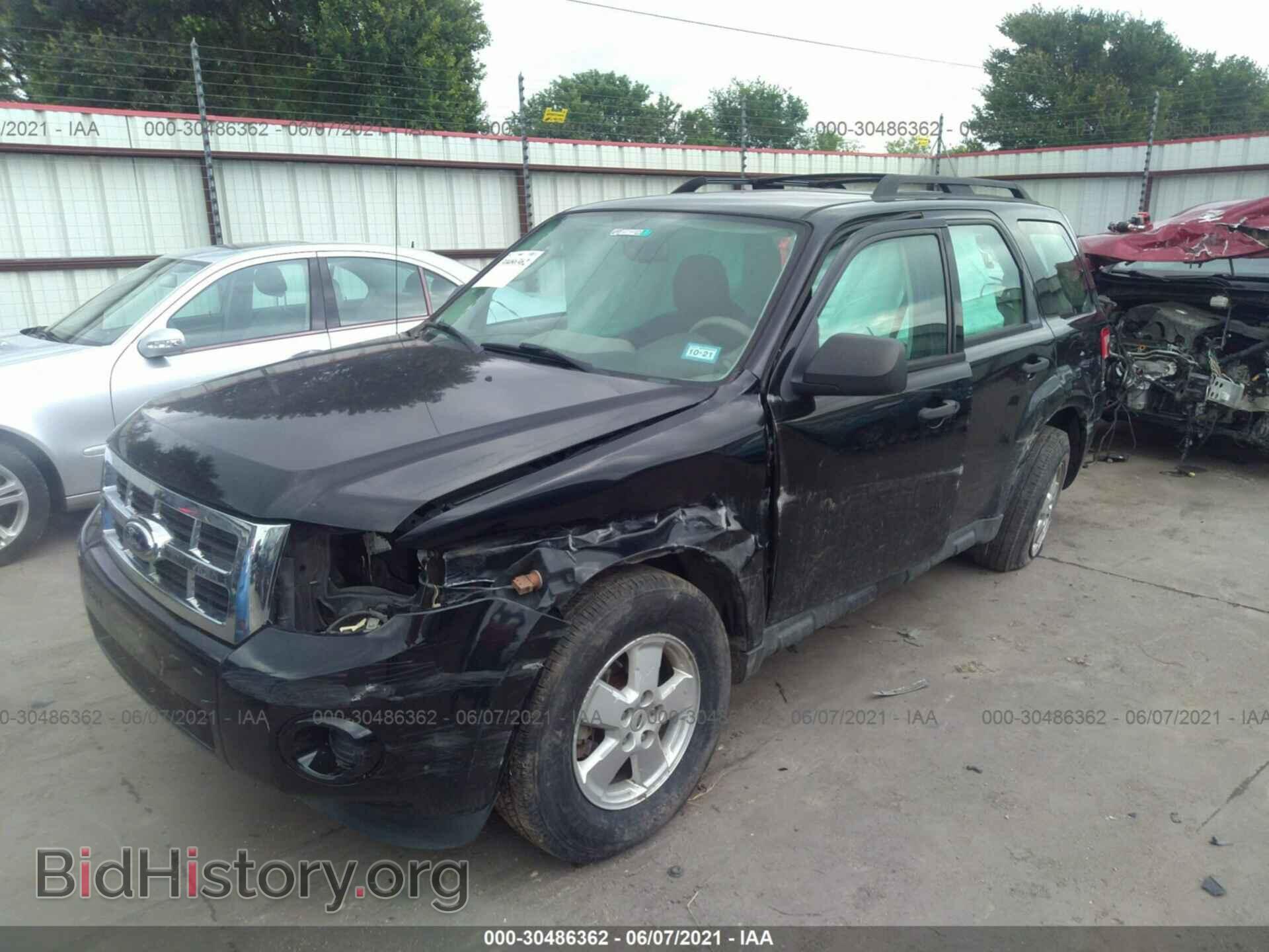 2012 FORD ESCAPE - VIN: 1FMCU0C70CKB15003 - Фото 2