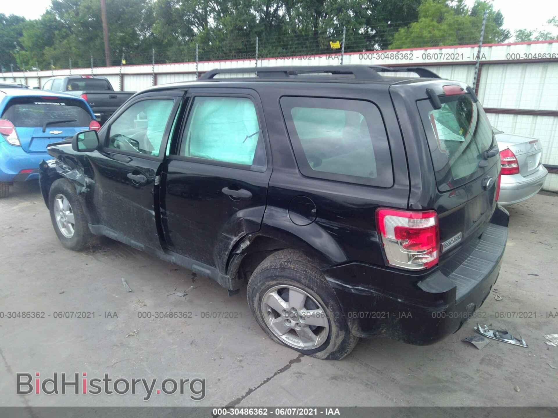 2012 FORD ESCAPE - VIN: 1FMCU0C70CKB15003 - Фото 3