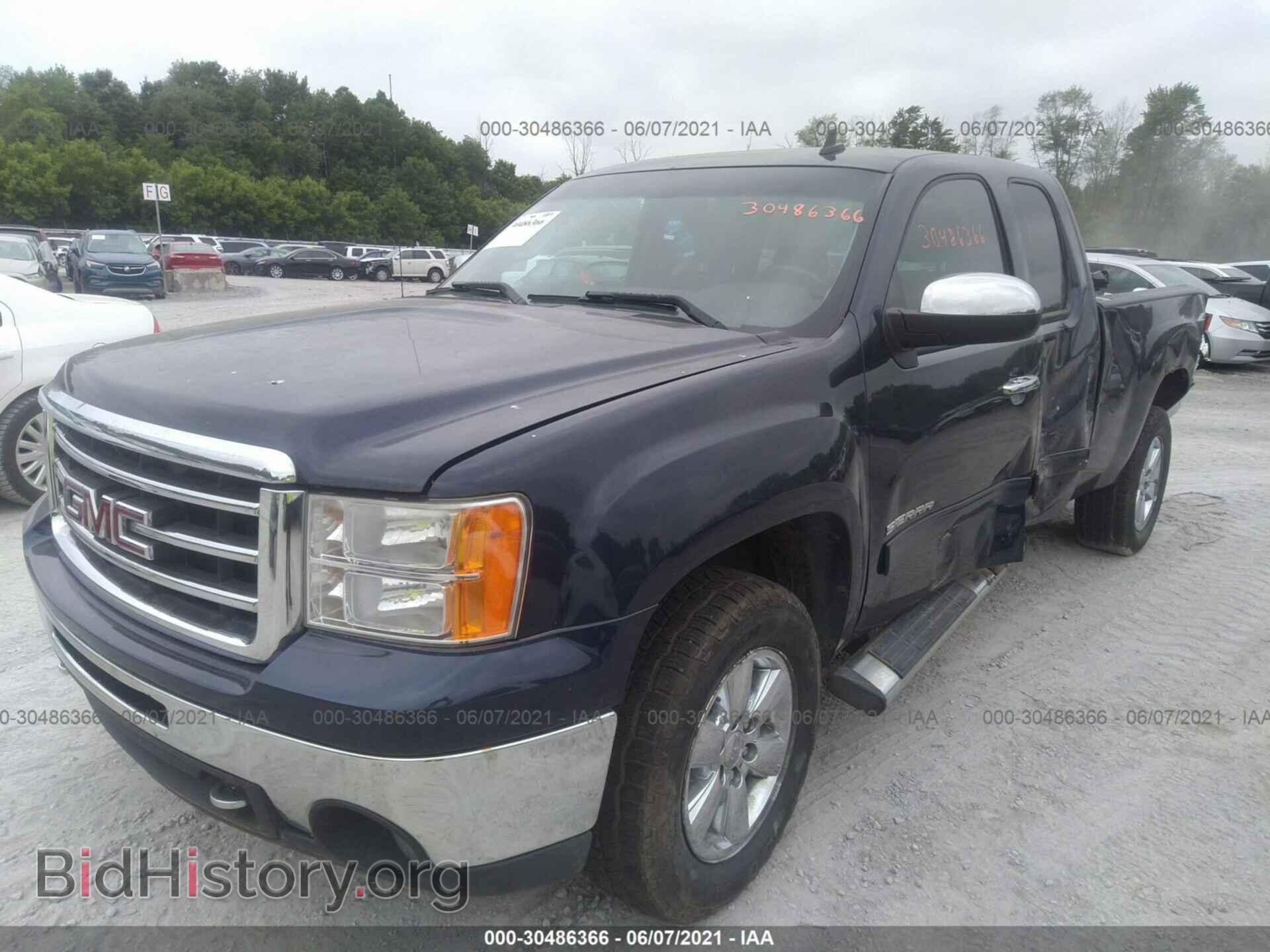 2011 GMC SIERRA 1500 - VIN: 1GTR2VE31BZ310030 - Фото 2