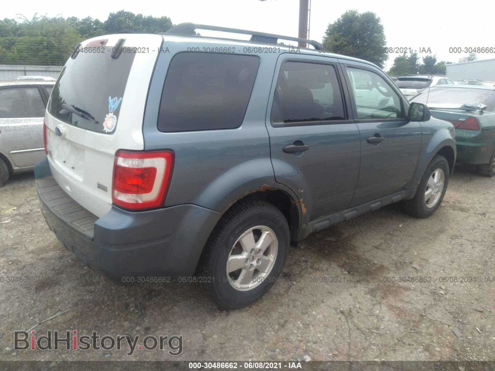 2011 FORD ESCAPE - VIN: 1FMCU9D71BKB43457 - Photo 4