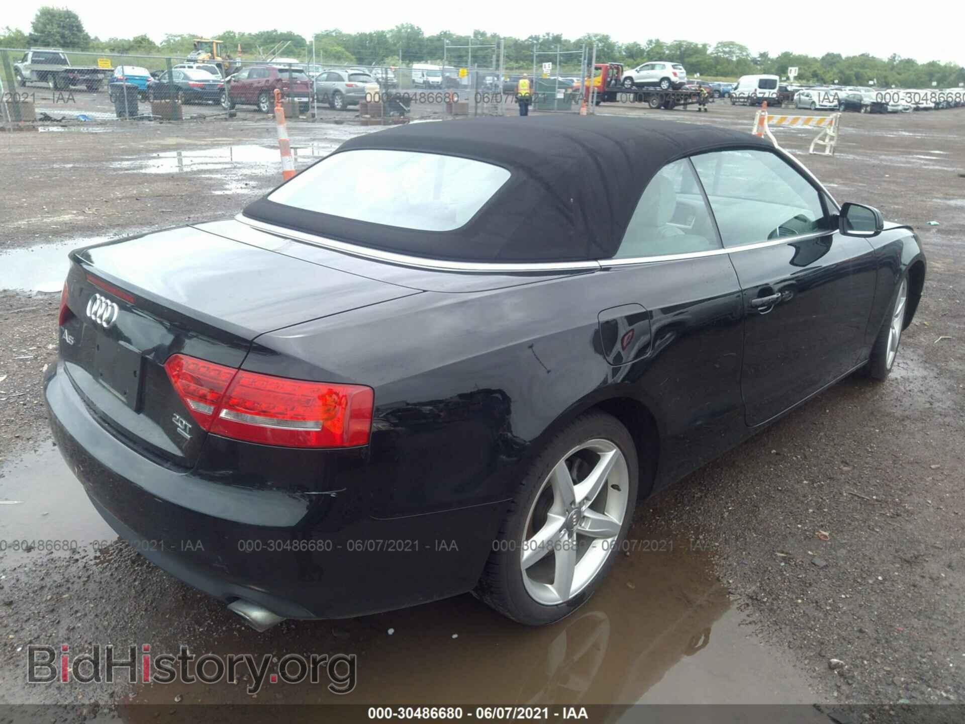 2011 AUDI A5 - VIN: WAULFAFH4BN012329 - Фото 4
