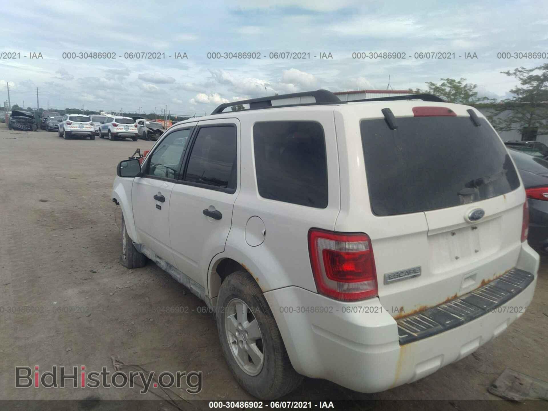 2012 FORD ESCAPE - VIN: 1FMCU9D77CKB00985 - Фото 3