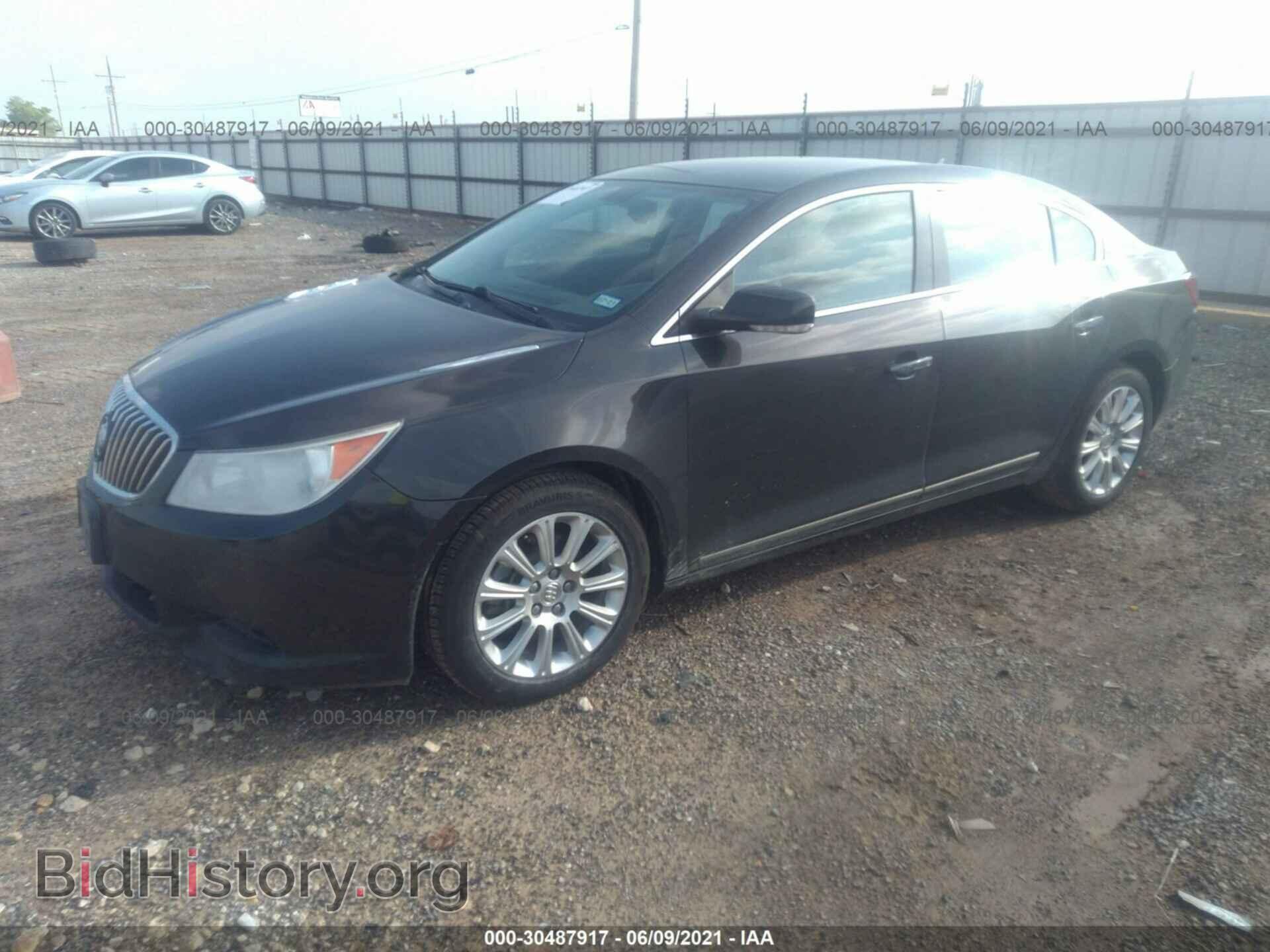 2013 BUICK LACROSSE - VIN: 1G4GC5E38DF263633 - Фото 2