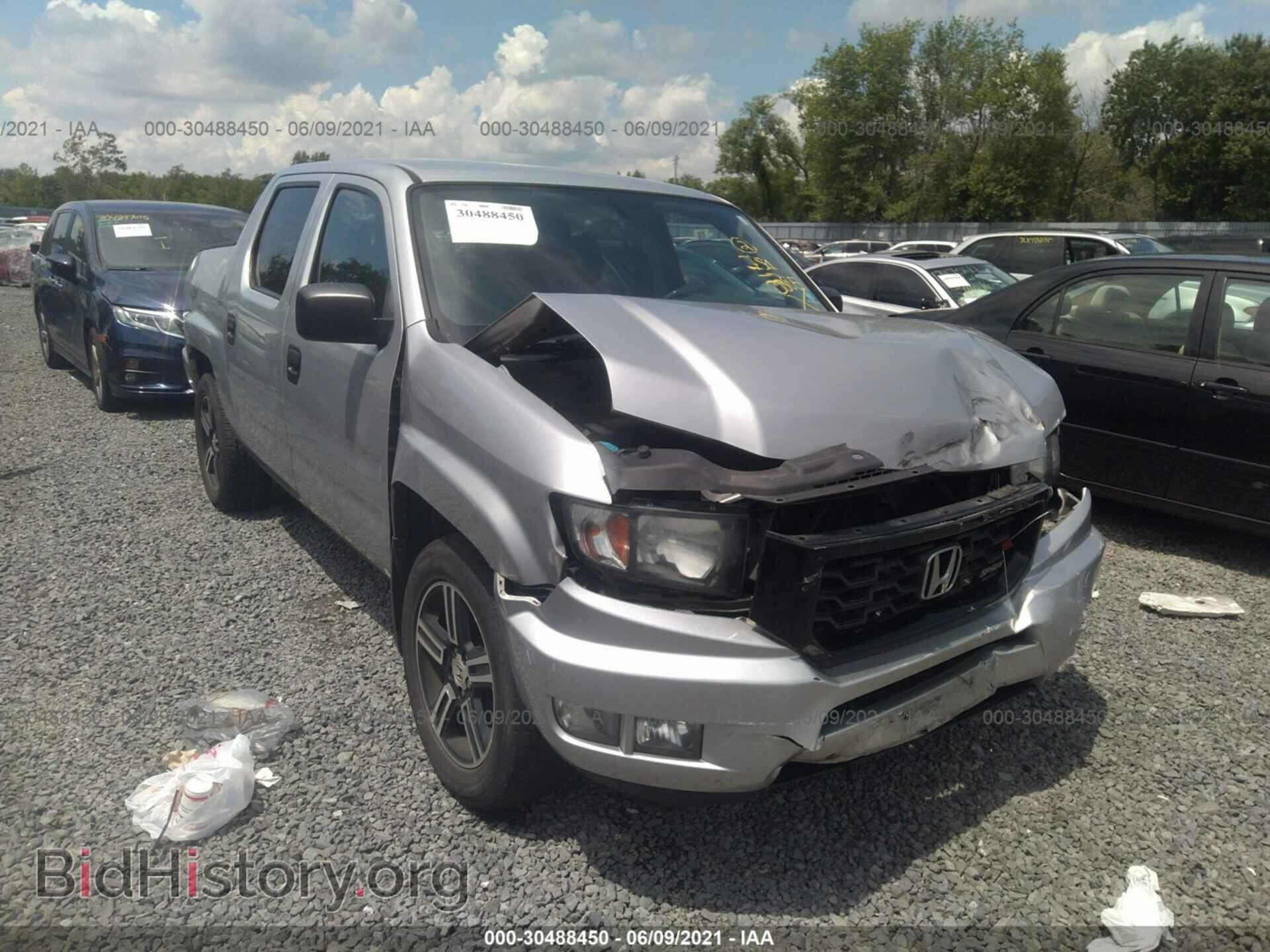 Photo 5FPYK1F78DB004769 - HONDA RIDGELINE 2013