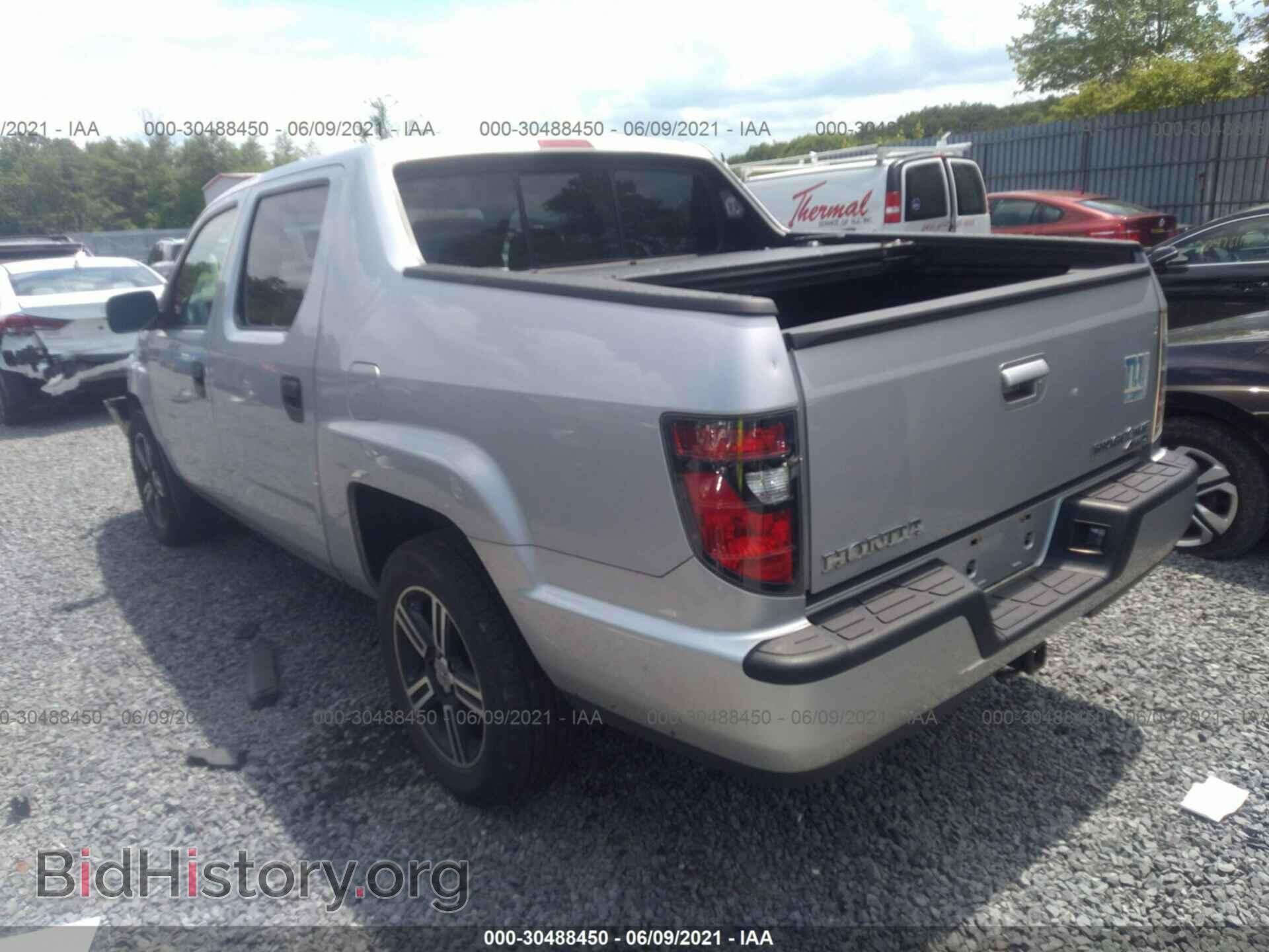 2013 HONDA RIDGELINE - VIN: 5FPYK1F78DB004769 - Фото 3