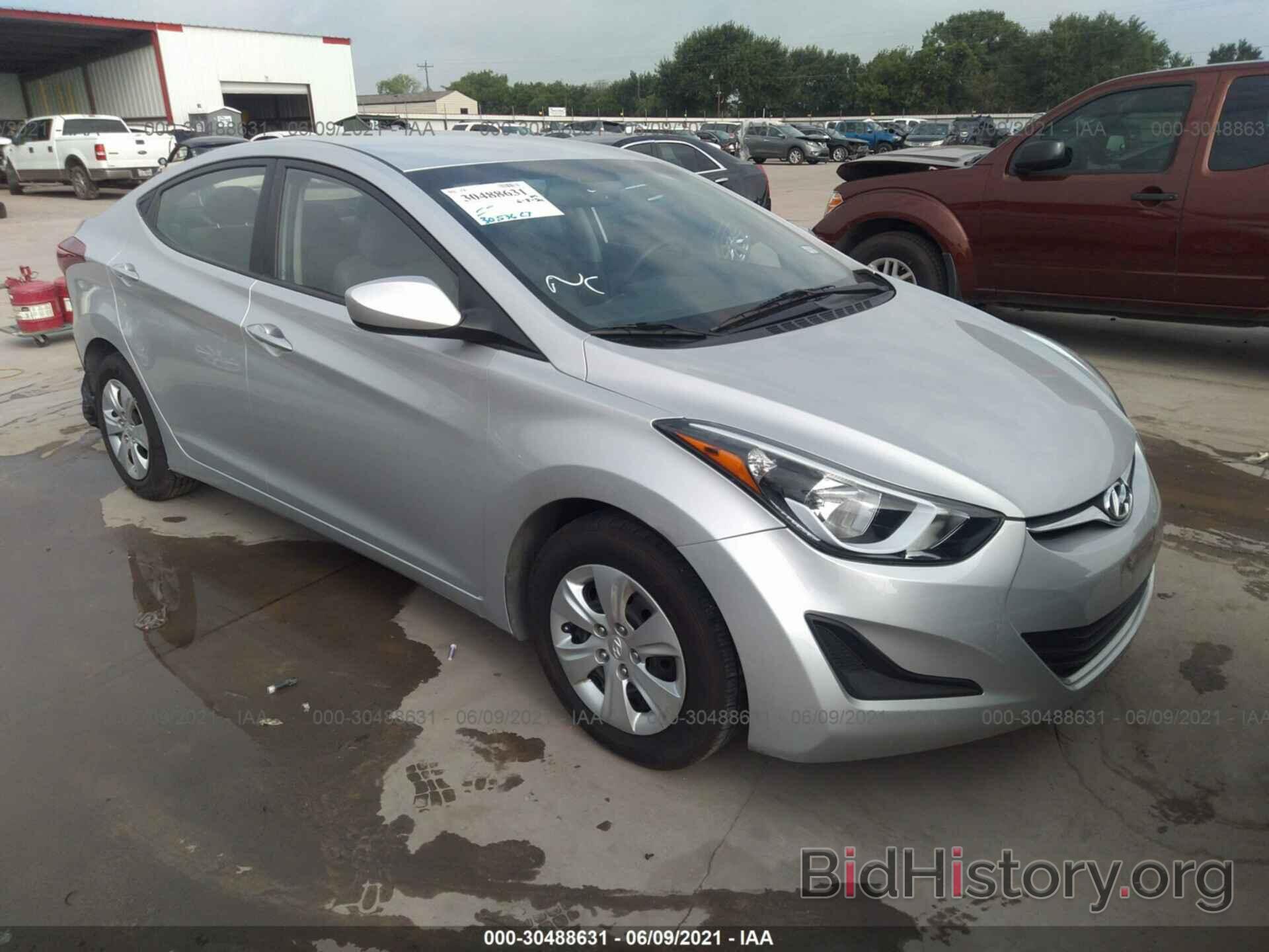 Photo 5NPDH4AE5GH697187 - HYUNDAI ELANTRA 2016