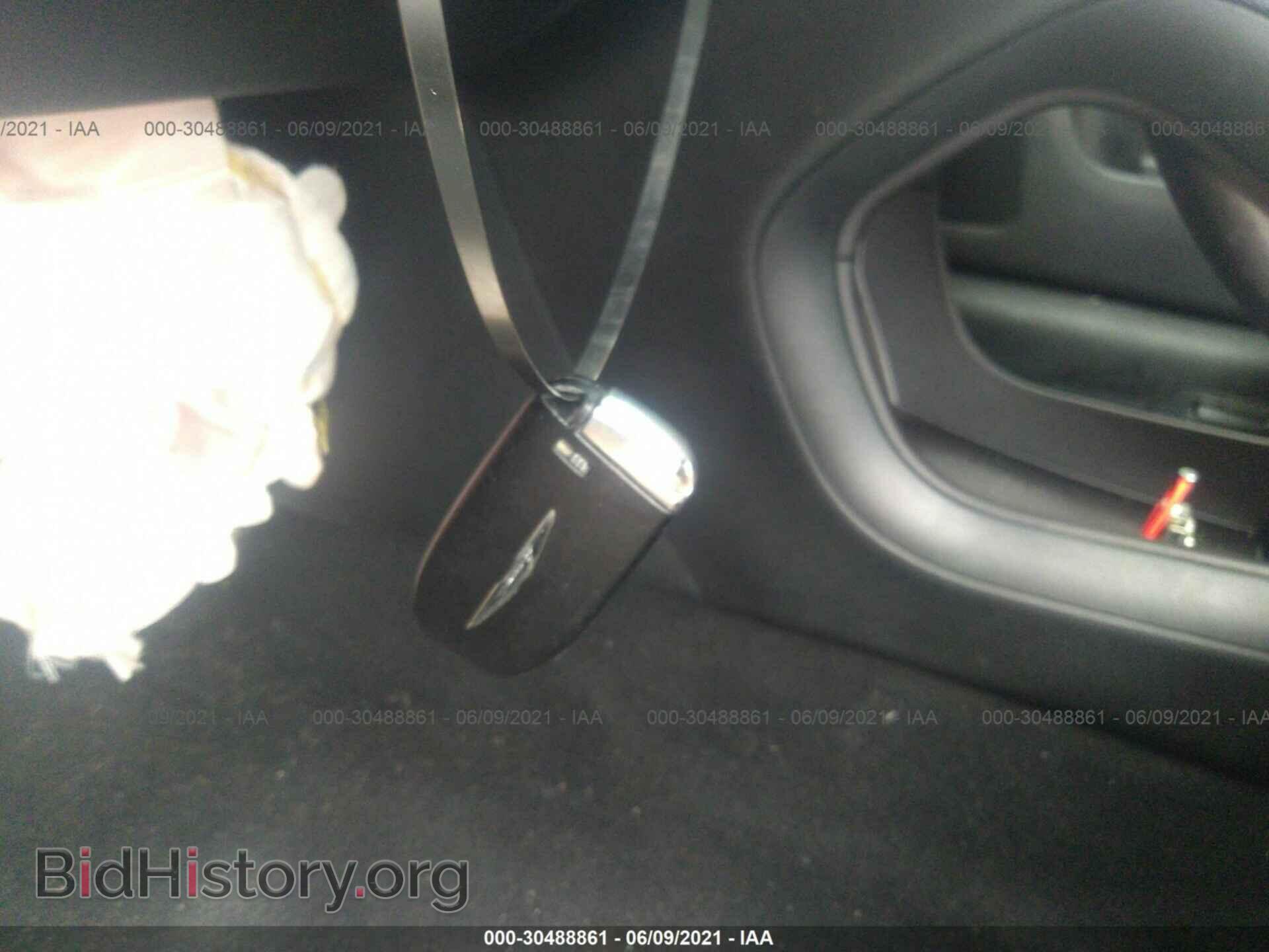 2016 CHRYSLER 200 - VIN: 1C3CCCABXGN183785 - Фото 11