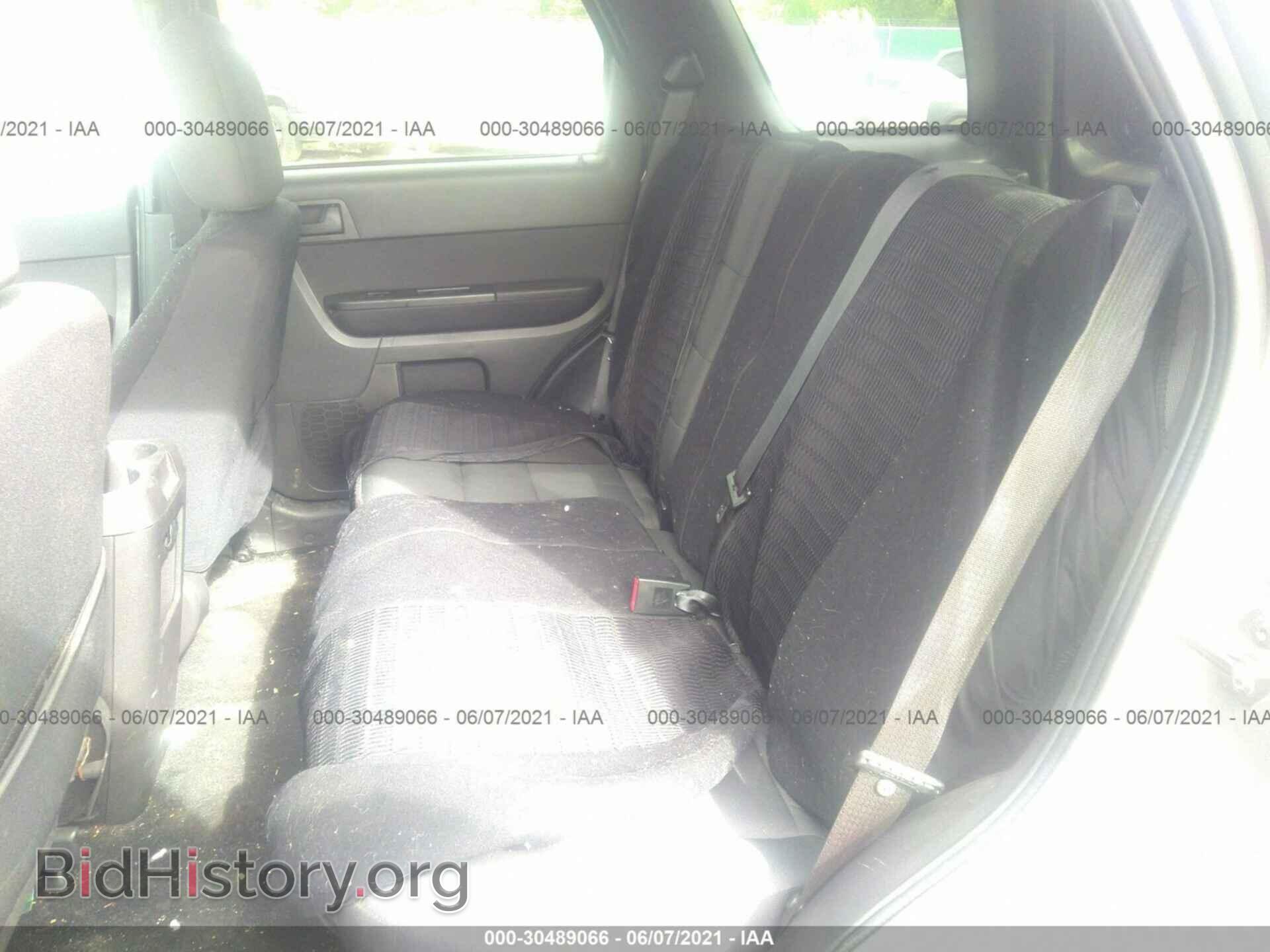 2011 FORD ESCAPE - VIN: 1FMCU0DG4BKB02087 - Фото 8