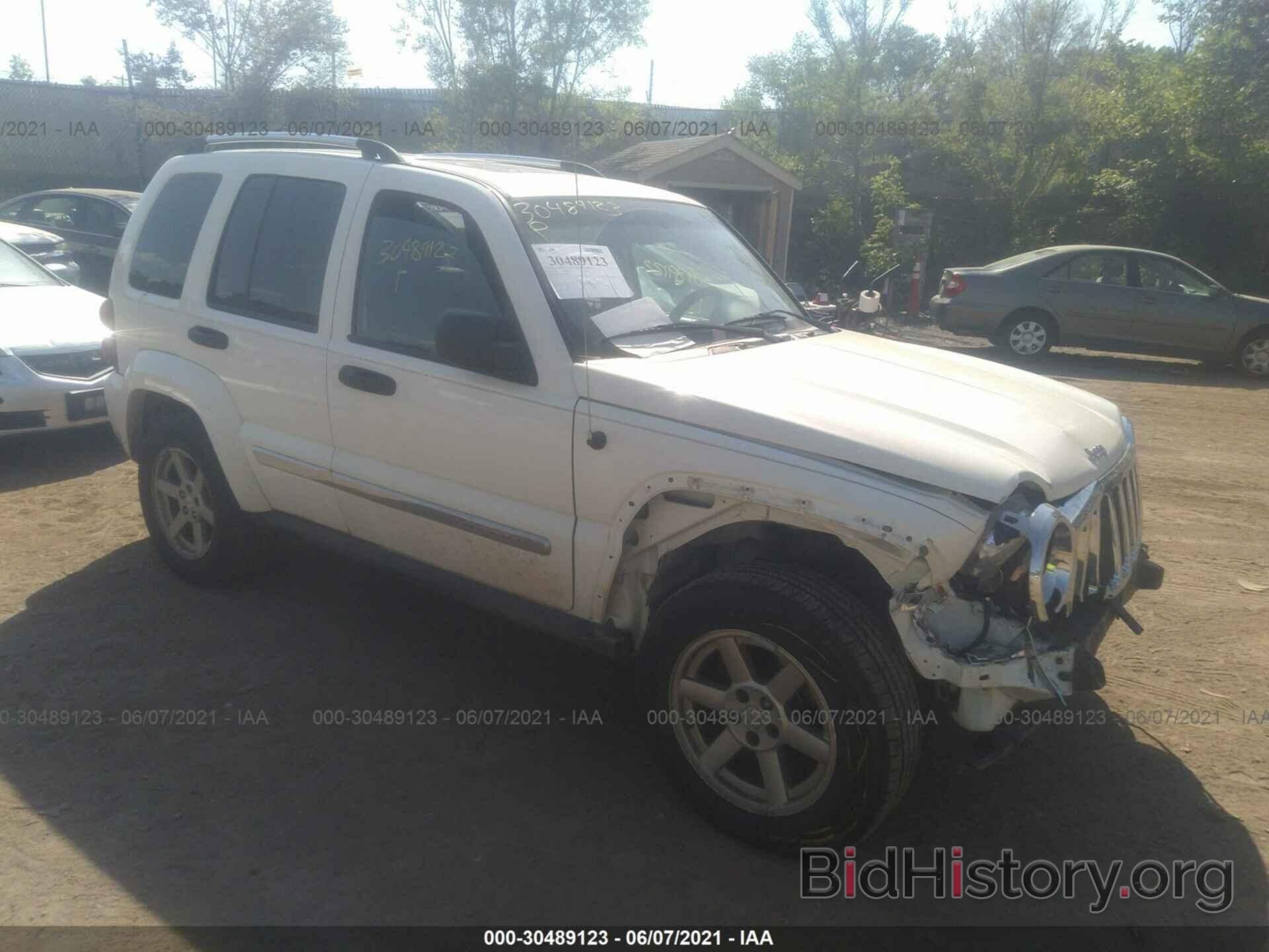 Фотография 1J4GL58K46W262953 - JEEP LIBERTY 2006