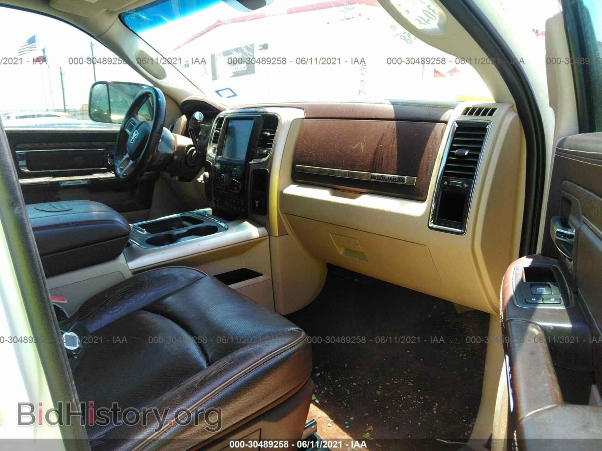 2017 RAM 2500 - VIN: 3C6UR5LL5HG764273 - Photo 5