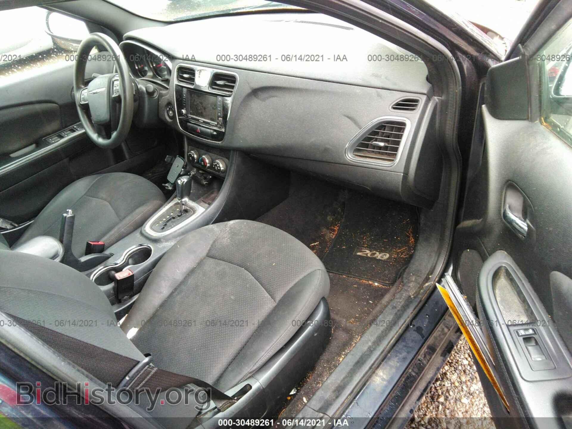2011 CHRYSLER 200 - VIN: 1C3BC4FB4BN563997 - Фото 5