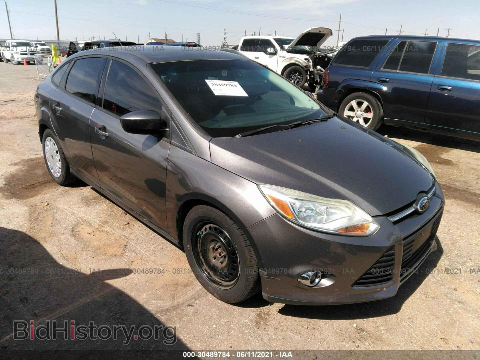 Фотография 1FAHP3F22CL462092 - FORD FOCUS 2012