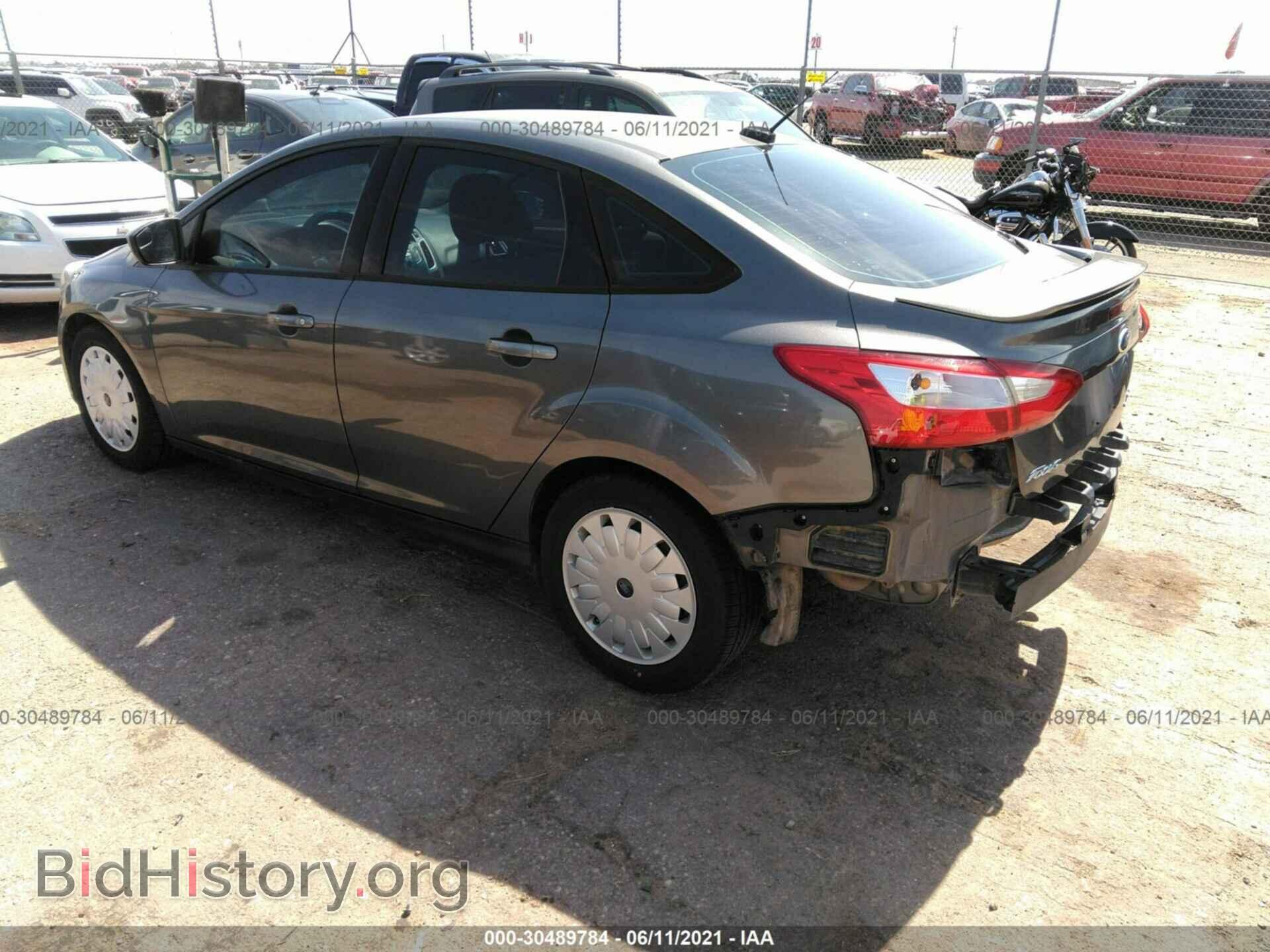 2012 FORD FOCUS - VIN: 1FAHP3F22CL462092 - Photo 3
